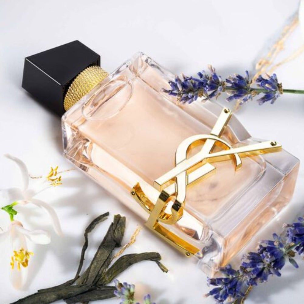 عطر «ليبر»
