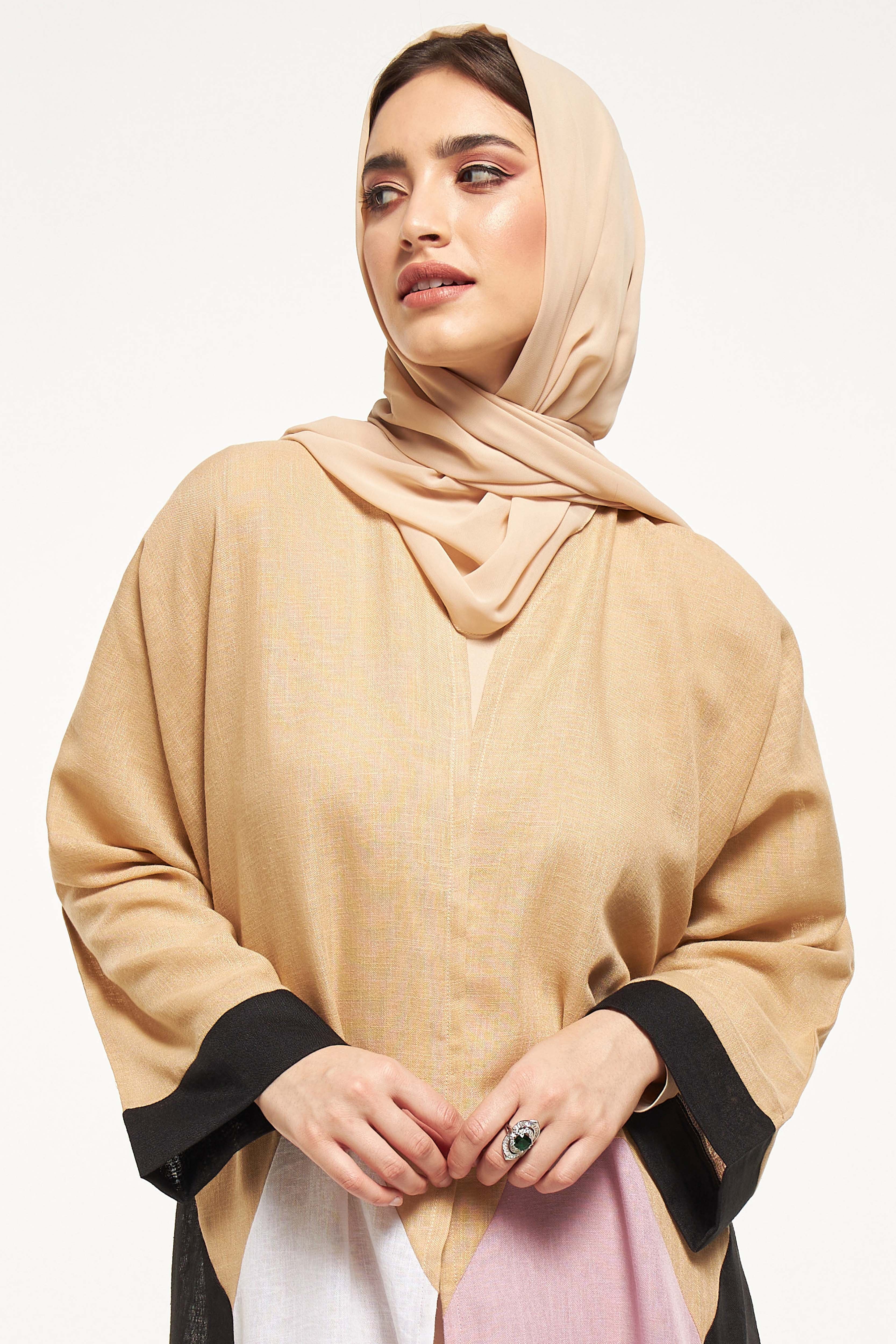 MOiSTREET Colourblocked Abaya with Sheila