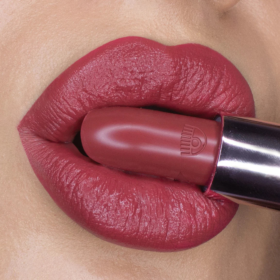 Lip Kit - Kiss Essential