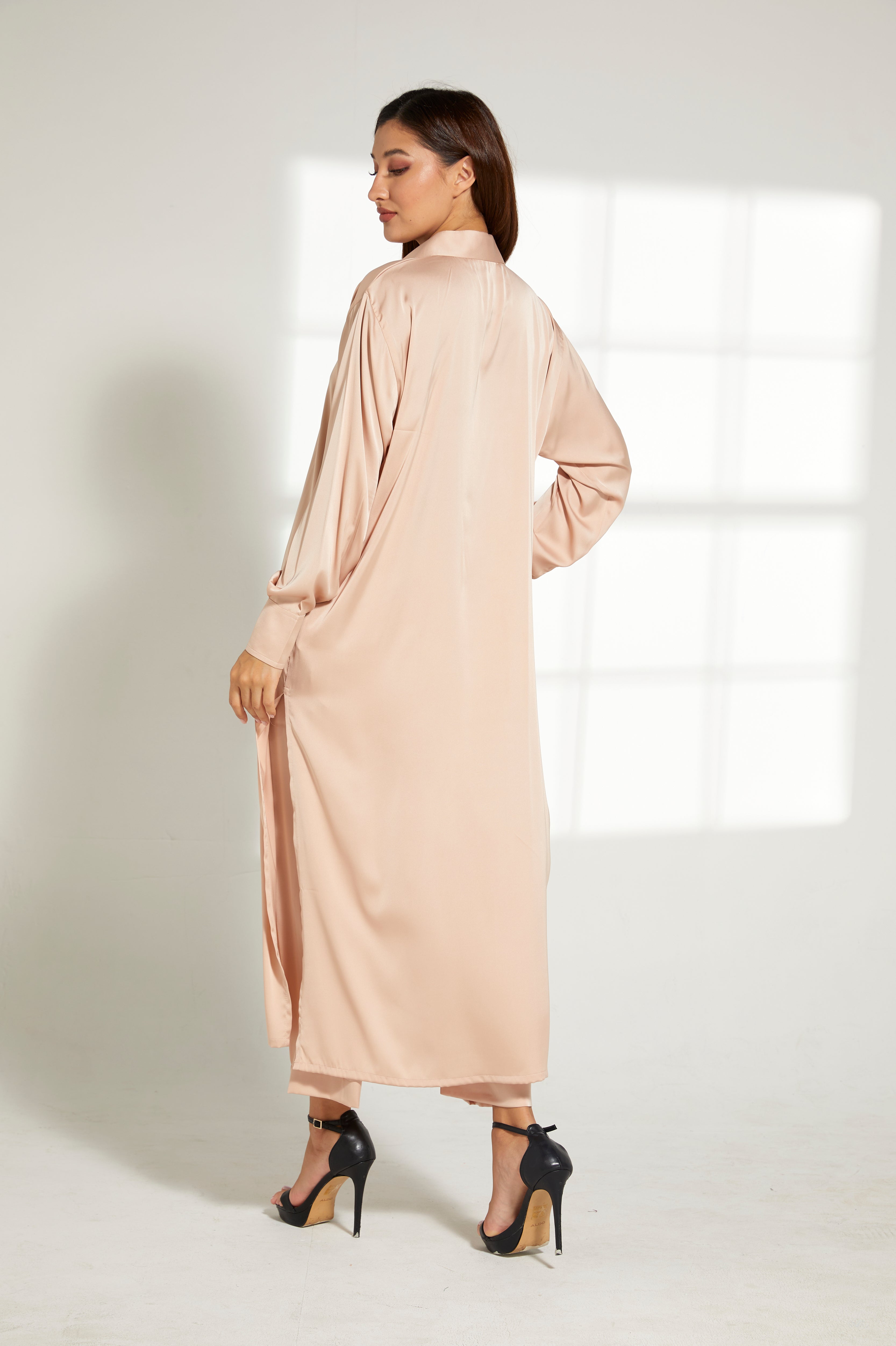 MOiSTREET Beige Silk Fabric Top and Pants Set