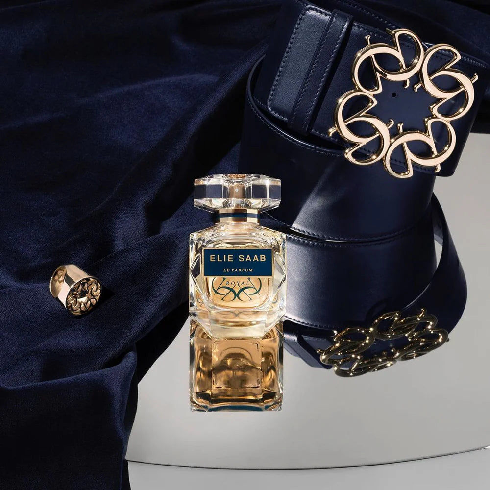 عطر "لو بارفوم رويال"