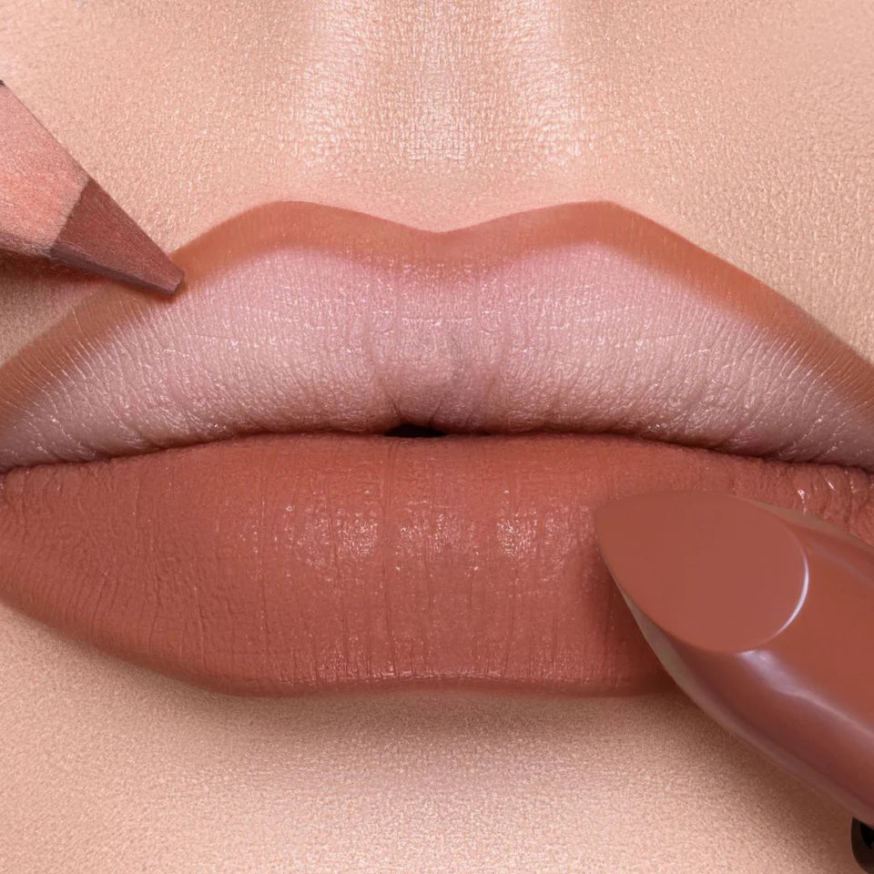Lip Contour Kit Lipstick + Lip Liner