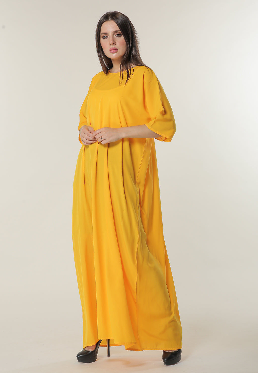 MOiSTREET Yellow Under Abaya