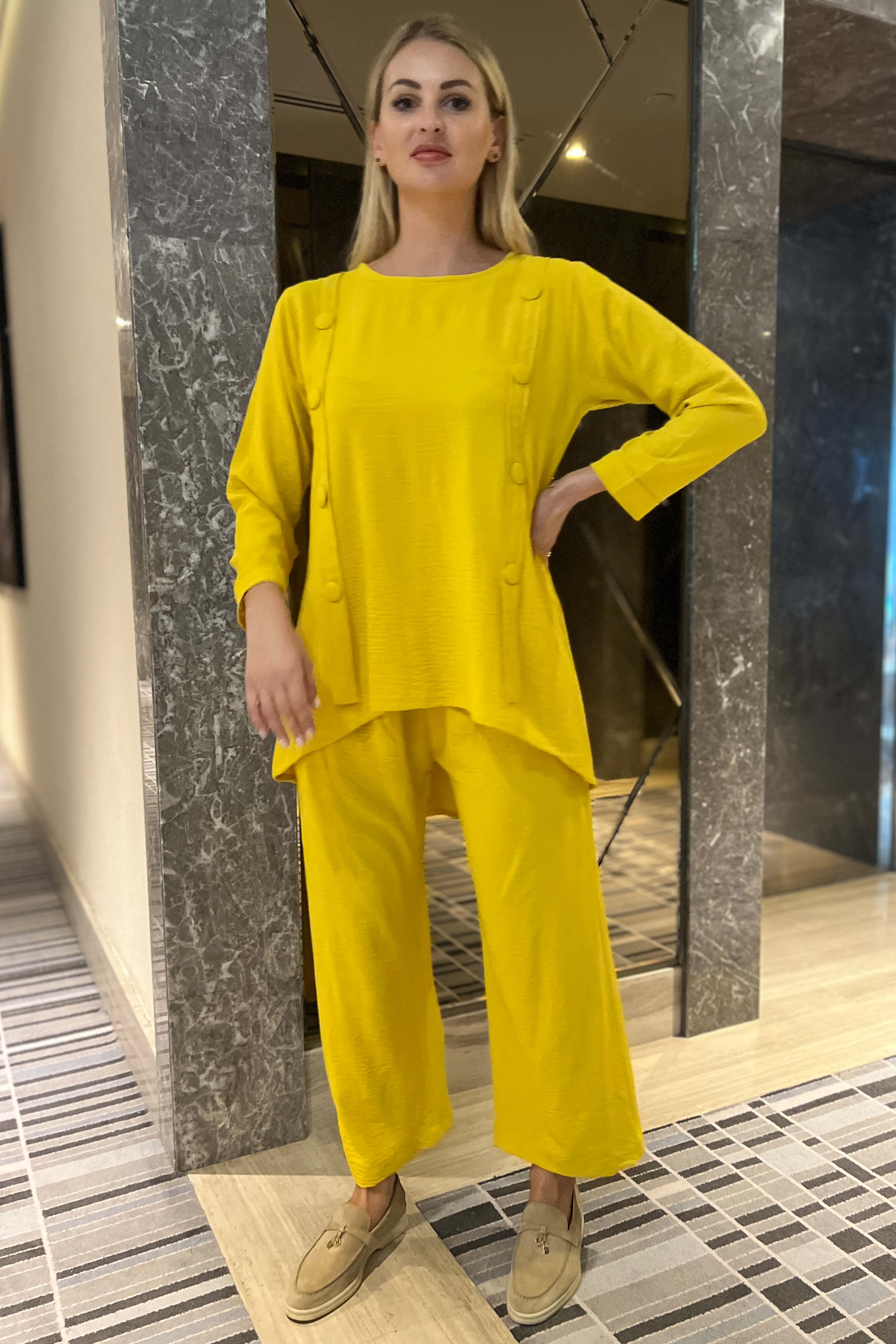 MOiSTREET Yellow CEY Fabric Top And Pants Set