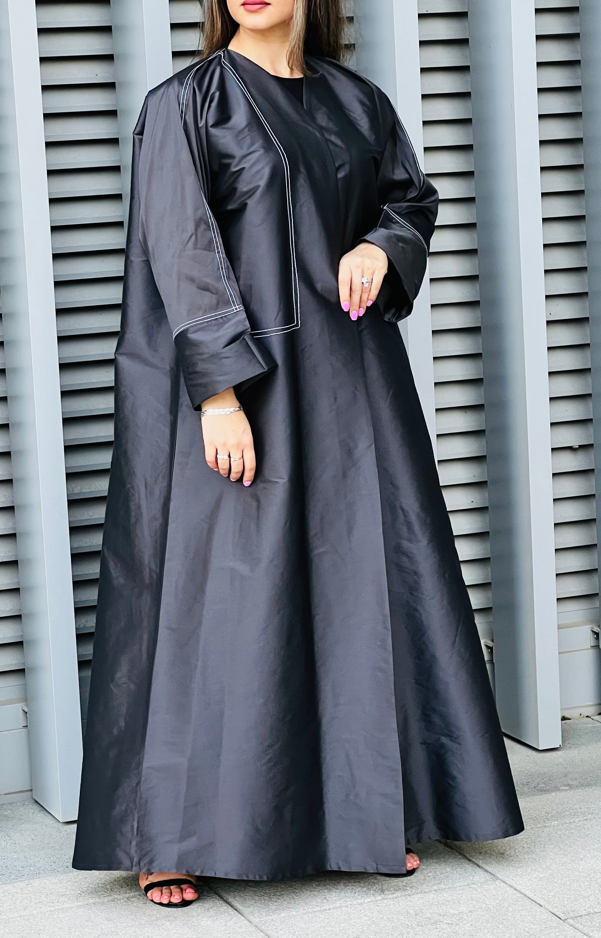 MOiSTREET Black Taffeta Abaya