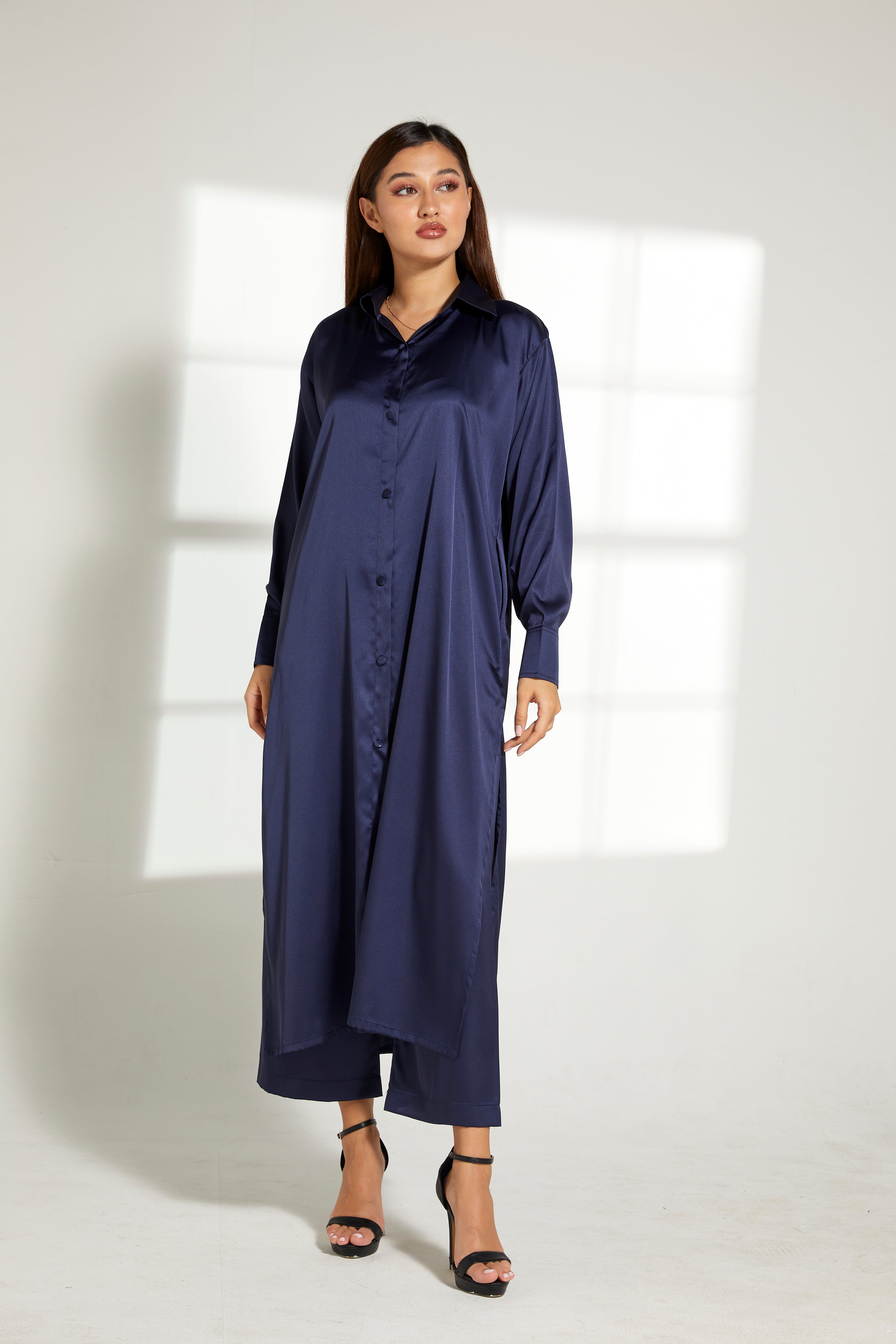 MOiSTREET Navy Silk Fabric  Top and Pants Set
