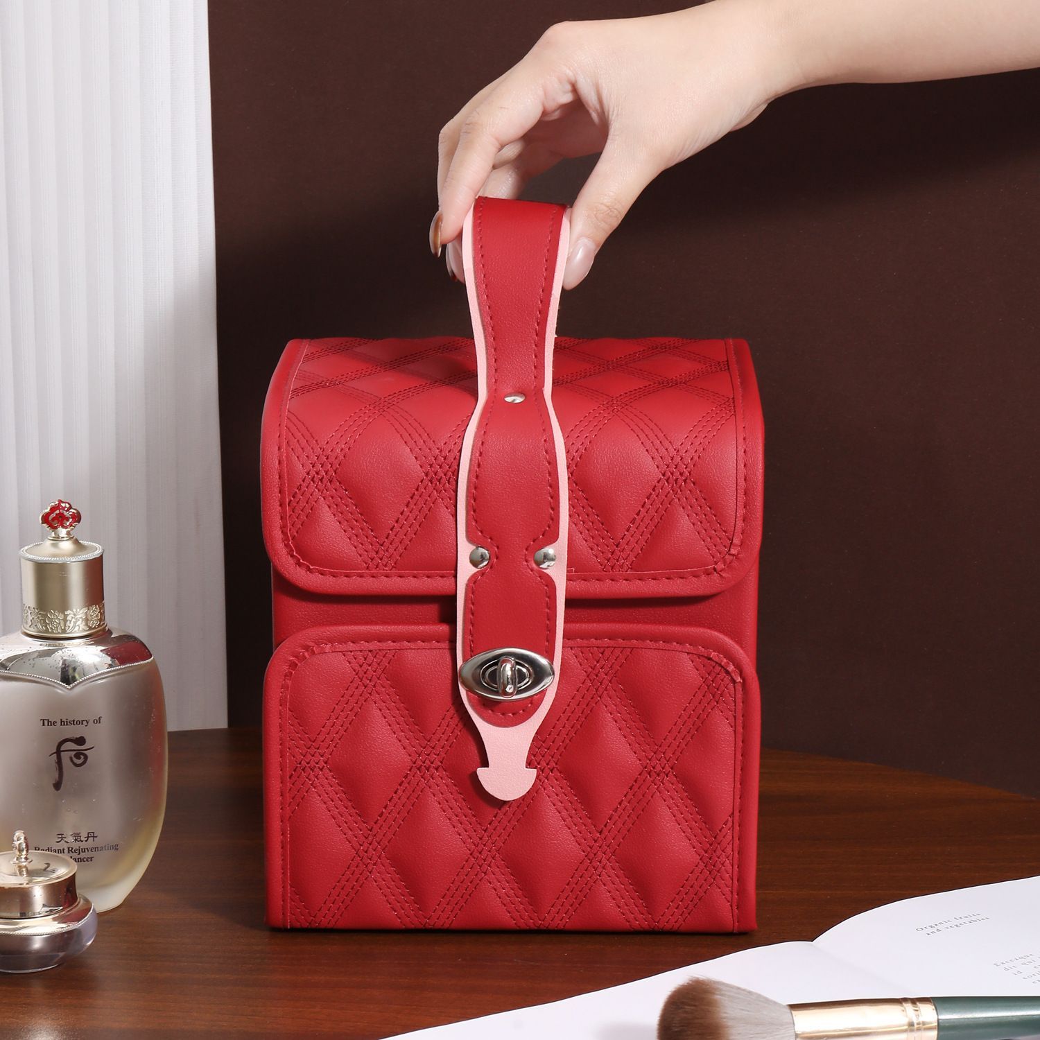 Foldable Makeup Storage Case with Handle