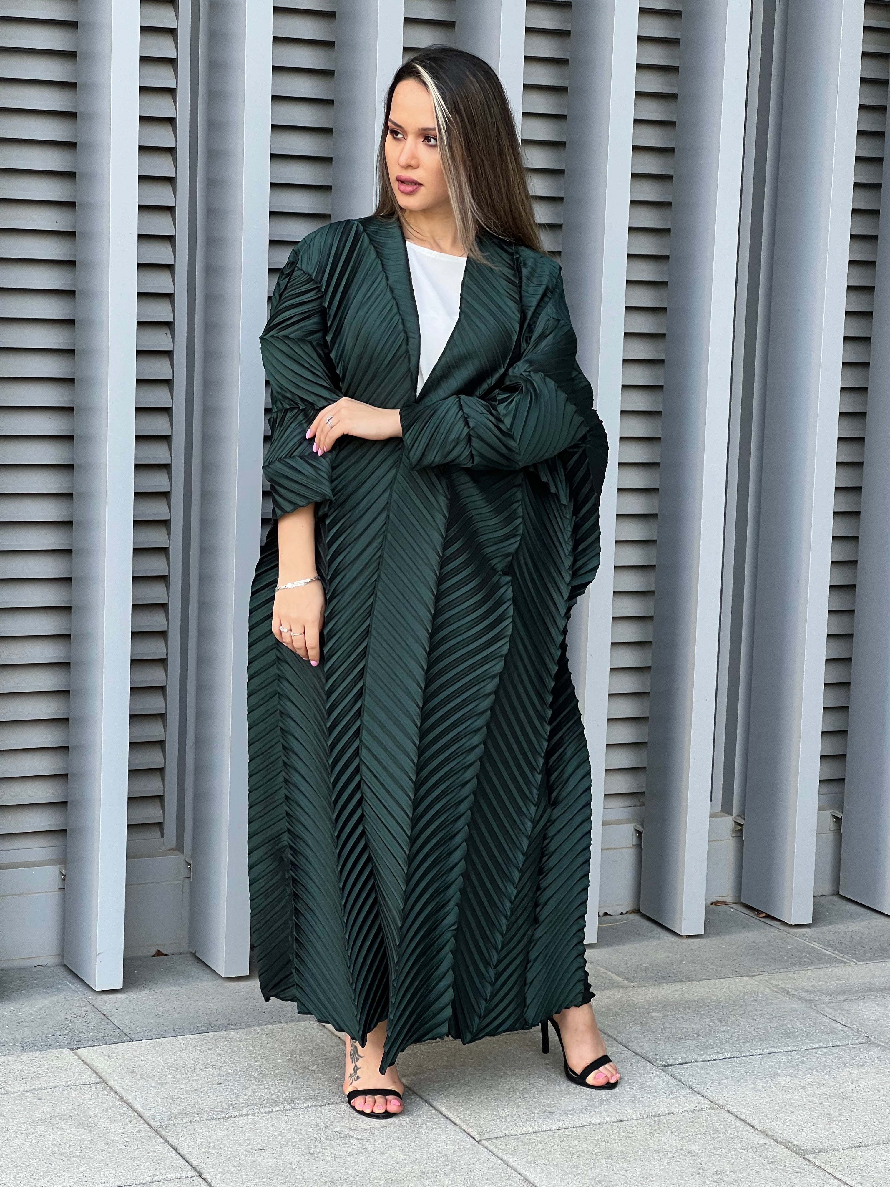 MOiSTREET Green Pleated Taffeta Abaya