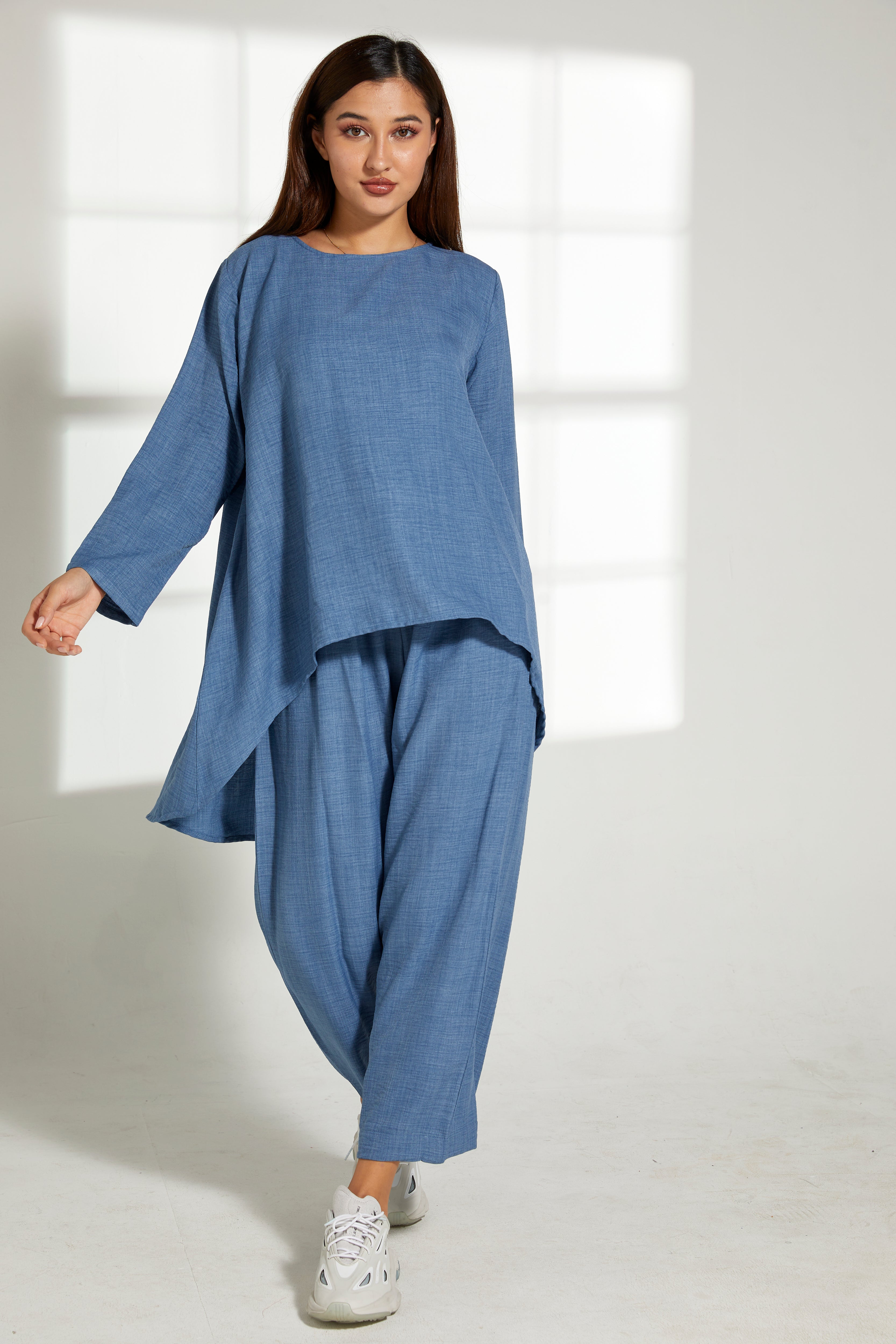 MOiSTREET Blue CEY Mélange Fabric Top And Pants Set