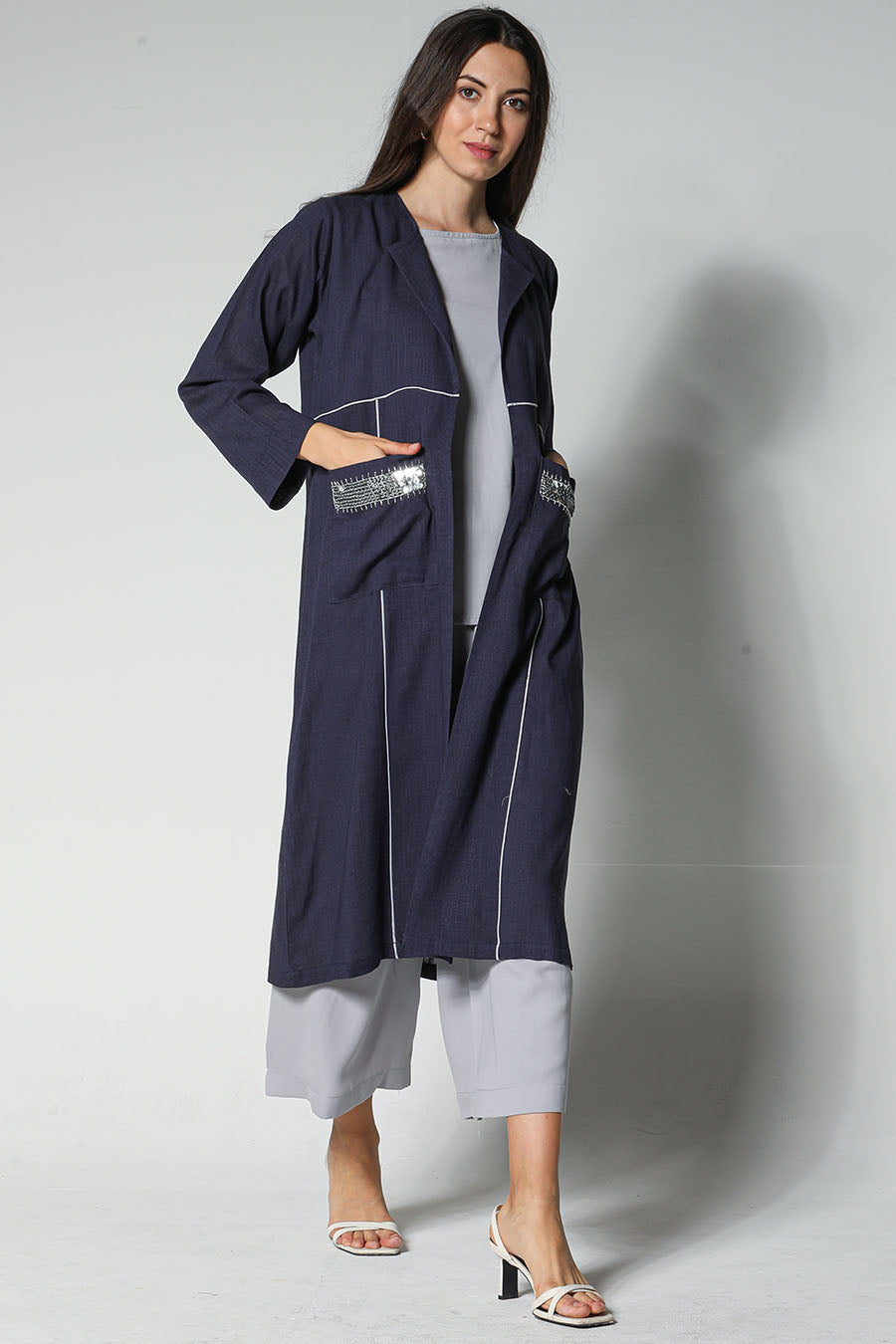 MOiSTREET Navy Linen Embellished Pockets With Pants And  Crepe Top