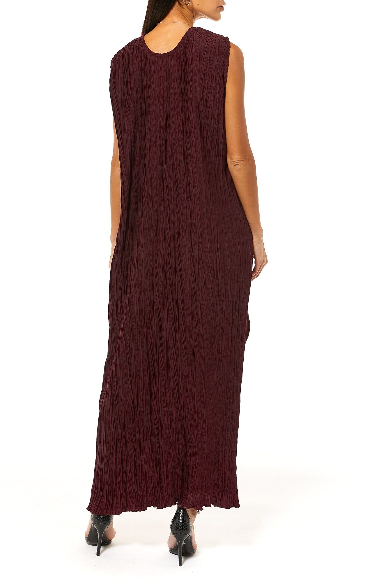 MOiSTREET Harir Maqsood Crushed Under Dress