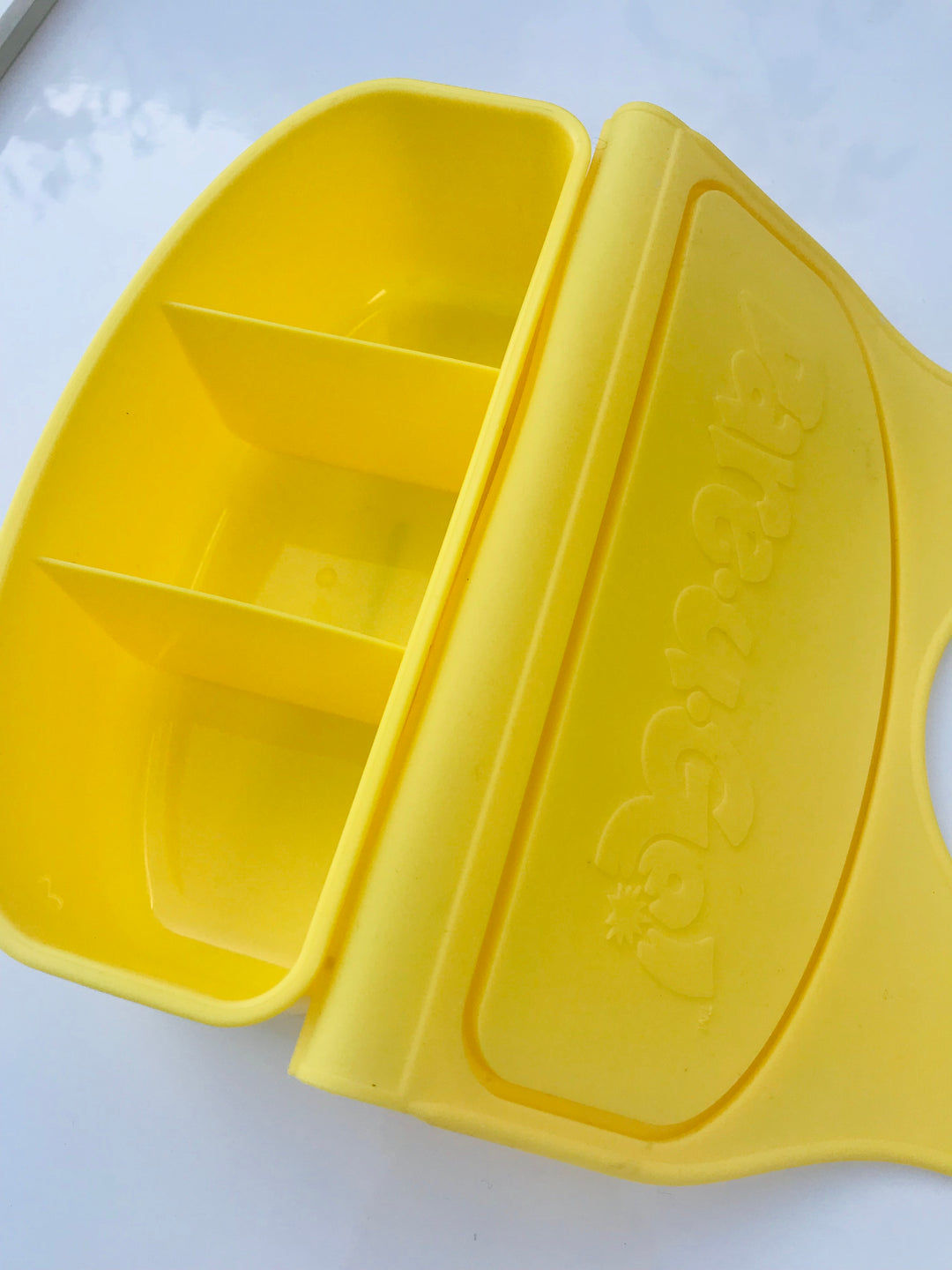DareUGo! Large Packaging - Yellow
