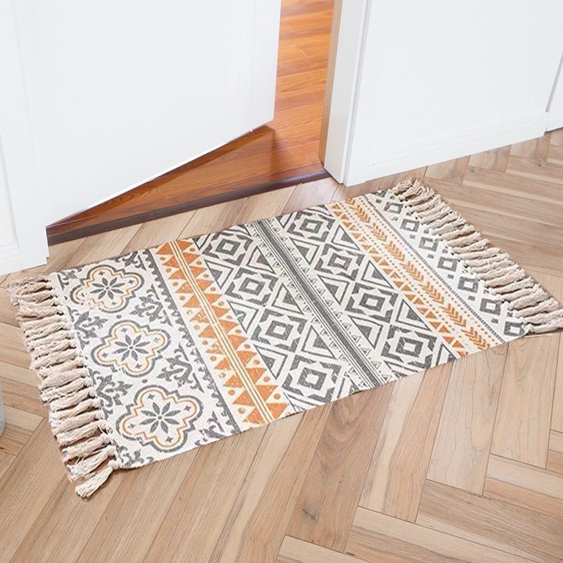 Decorative Boho Rug Fringe Throw Rugs Geometric Shapes Hand Woven Tassel Mat