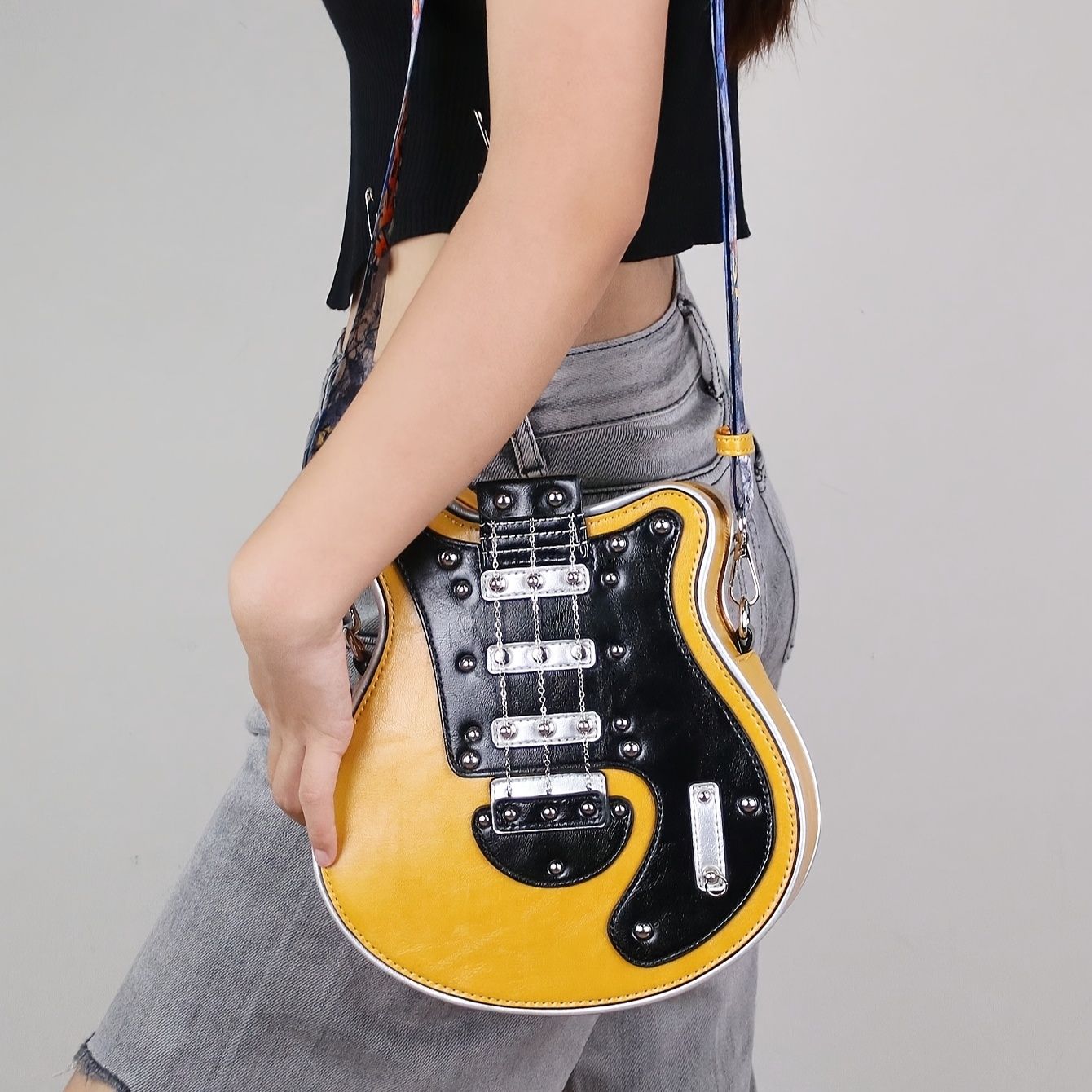Vintage Guitar-Shaped Crossbody Bag Fashionable Women Shoulder Purse