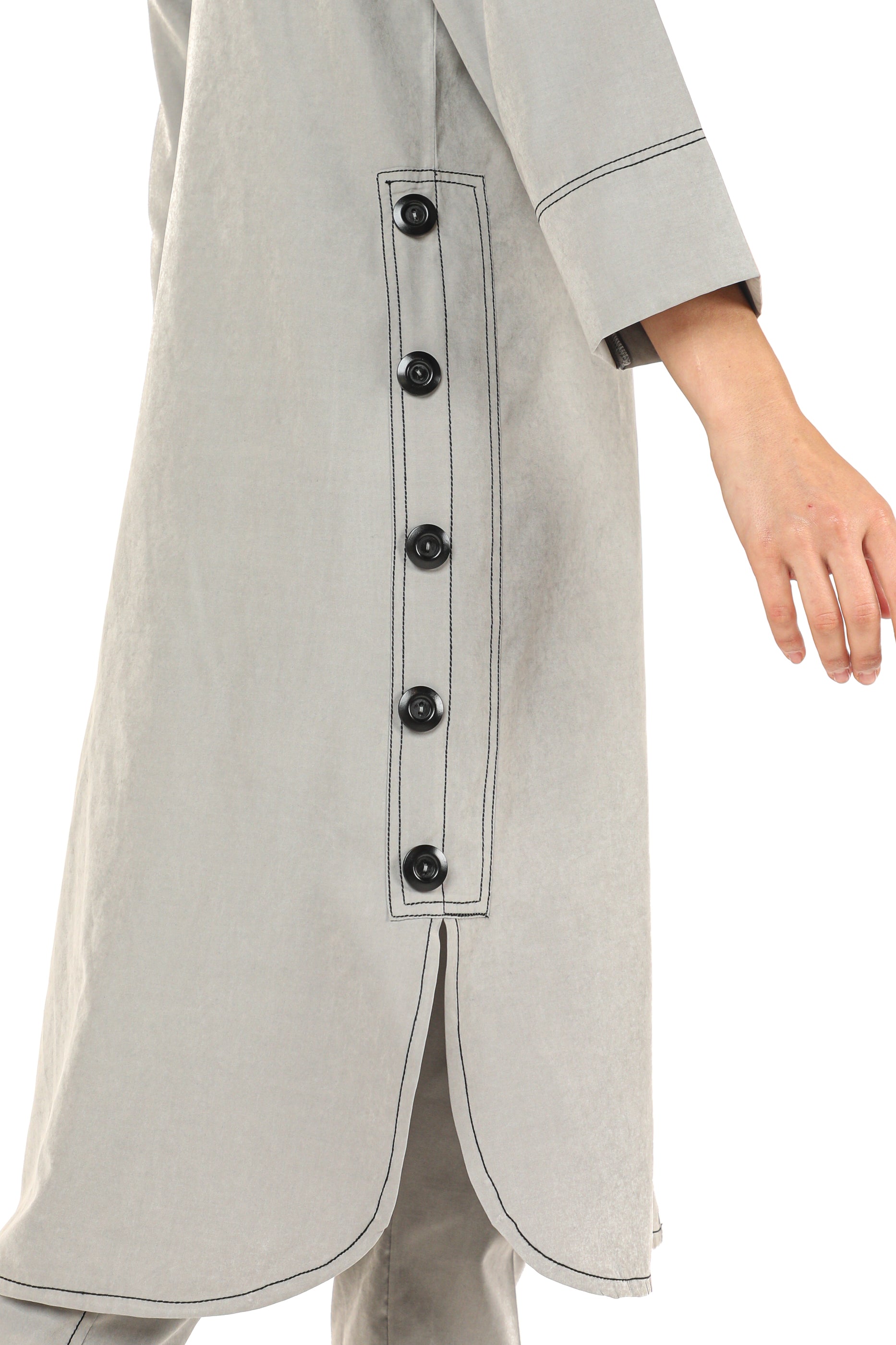 MOiSTREET Grey Shamua Fabric Jacket And Pants With Crepe Top