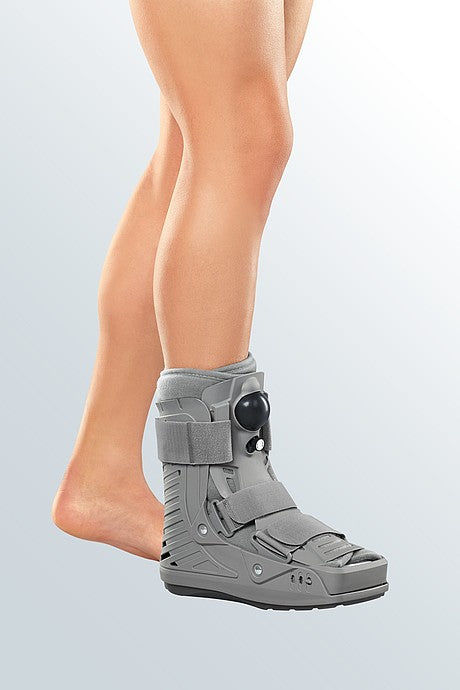 MEDI G950112 002 PROTECT CAT WALKER SHORT