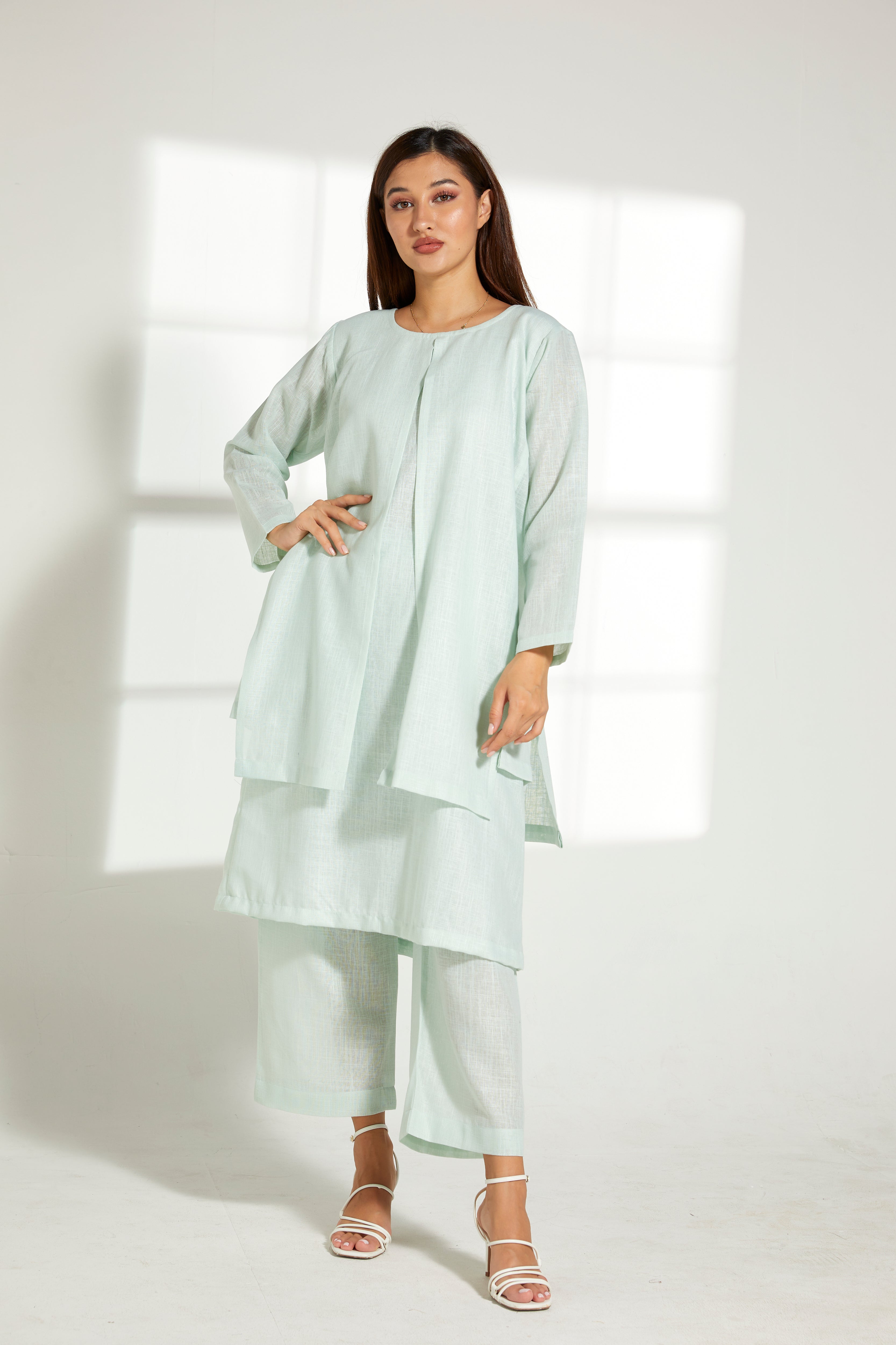 MOiSTREET Sea Green Linen Fabric Top and Pants Set