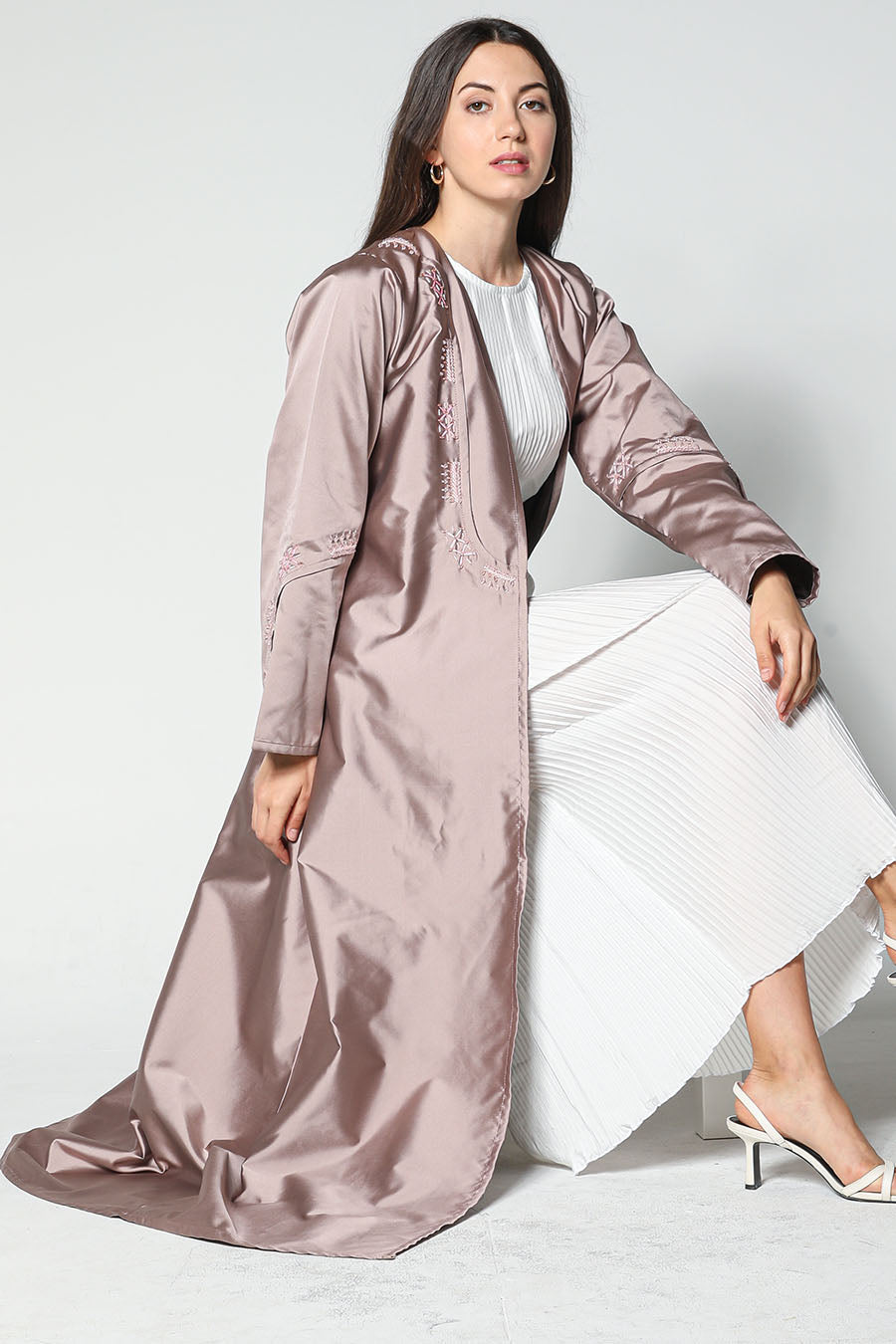 MOiSTREET Victoria Satin Abaya