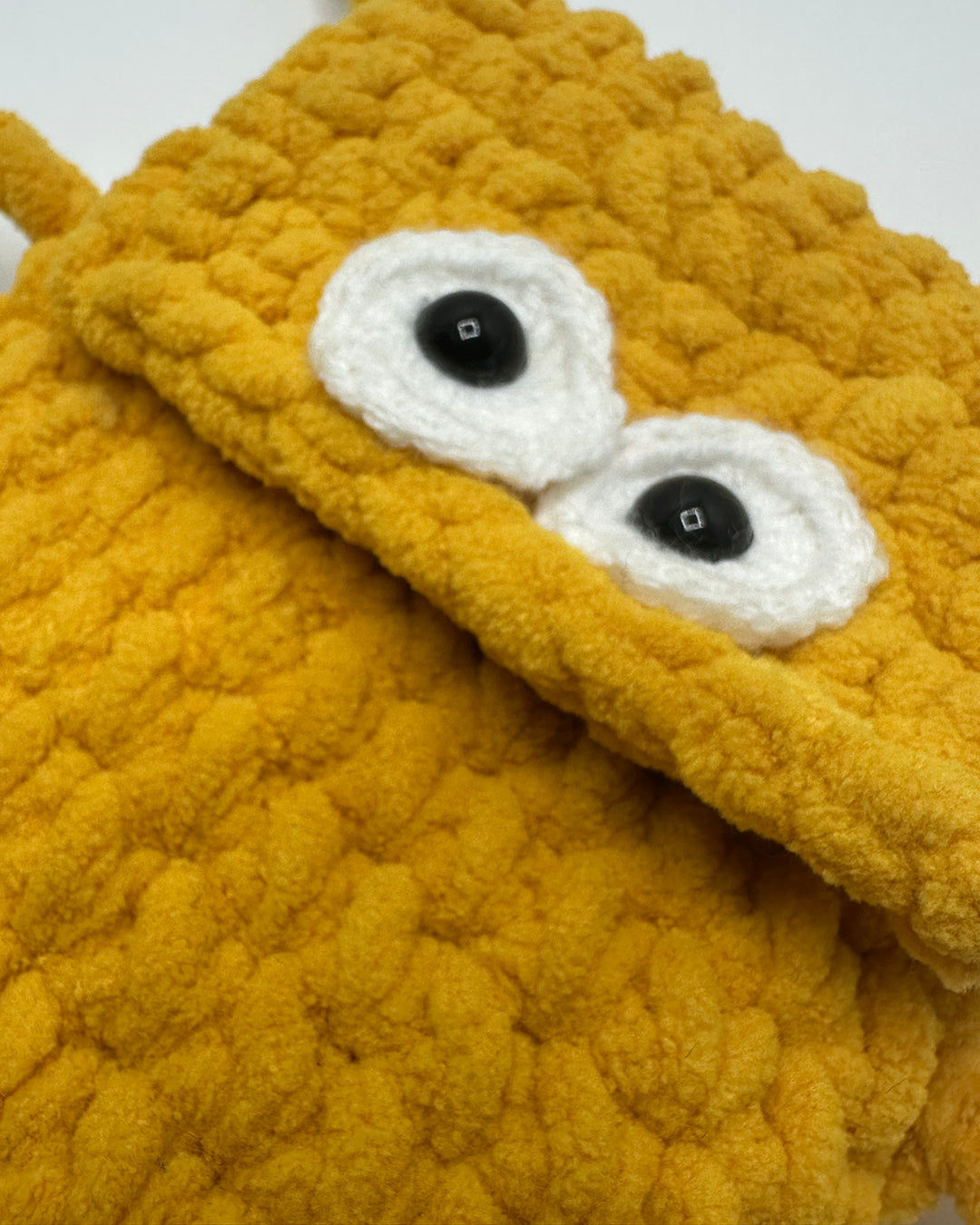 Hartouka Little Monster Crochet Bag