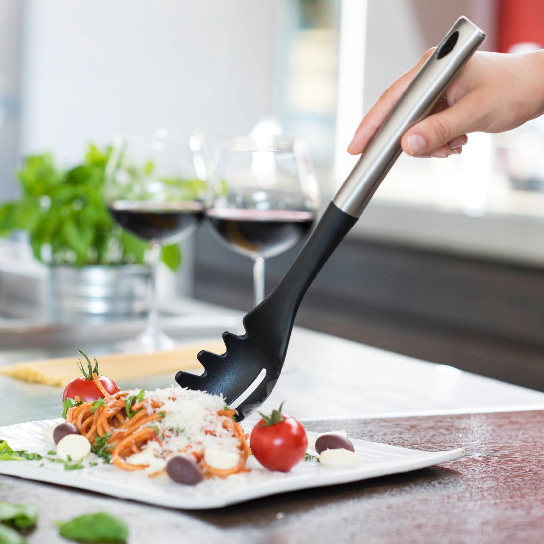 XAVAX 111425 Spaghetti Spoon Made From Stainless Steel / Nylon, 33.5 cm