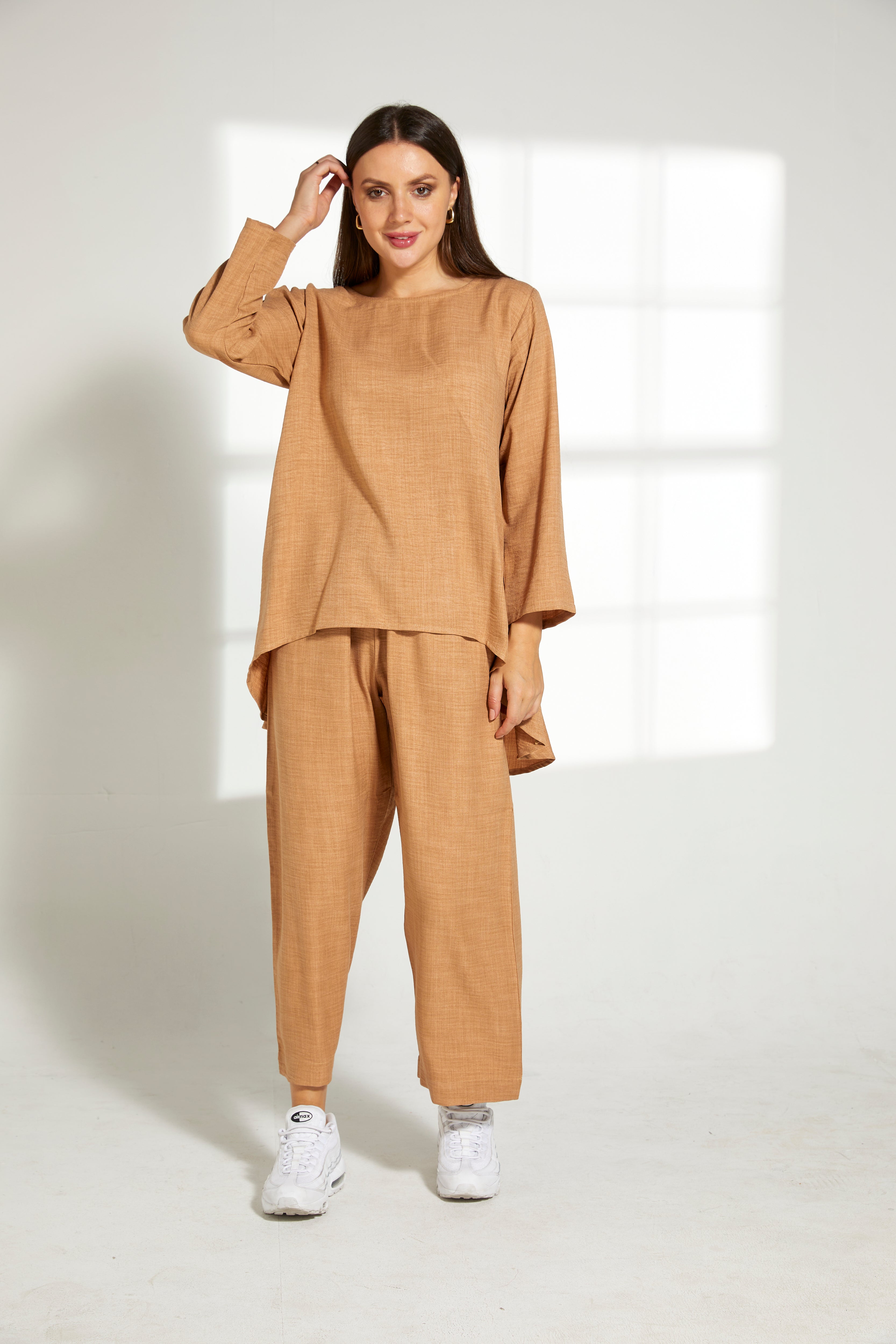 MOiSTREET TAN CEY Mélange Fabric Top And Pants Set