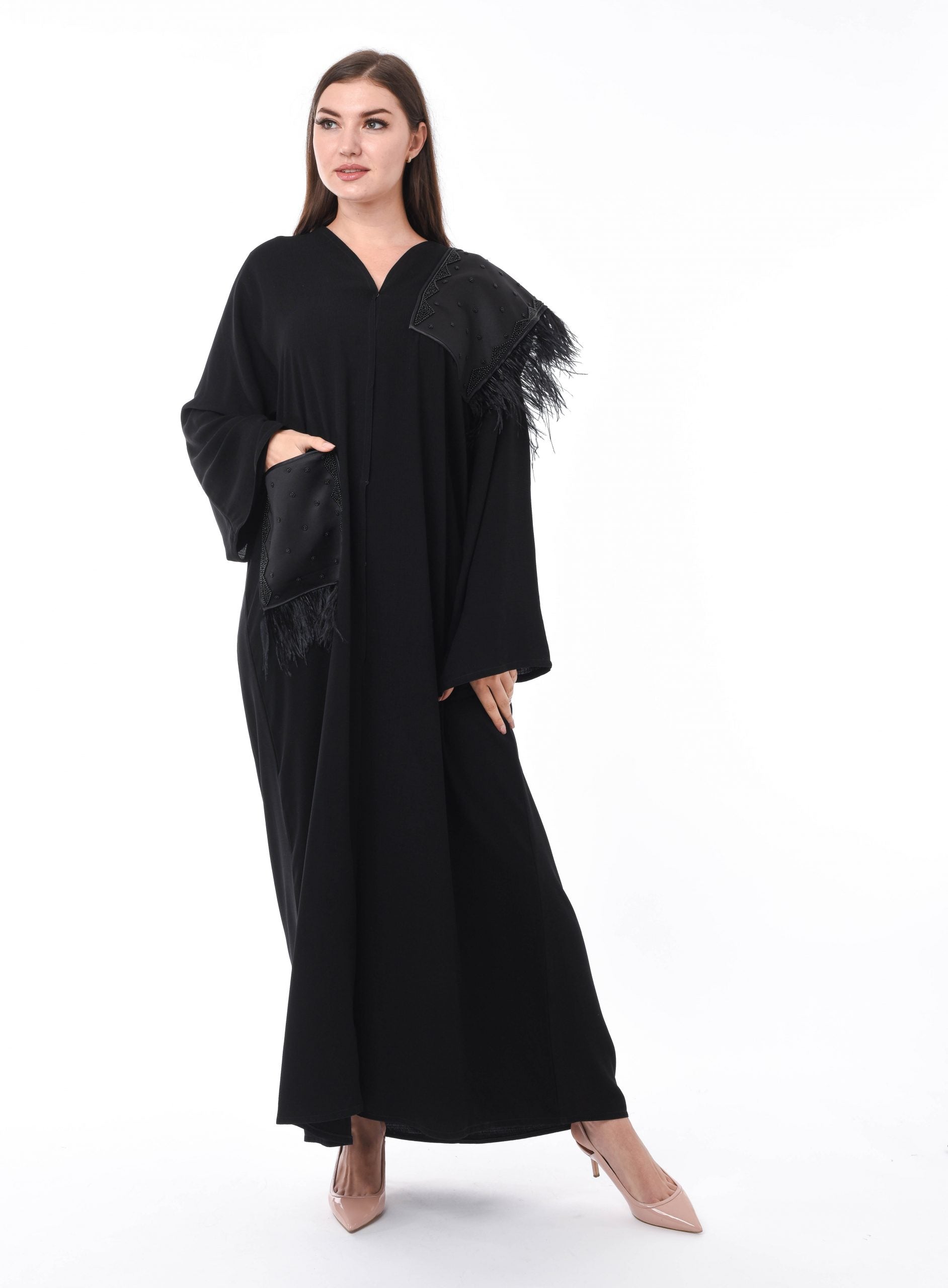 MOiSTREET Black Feather Detail Abaya