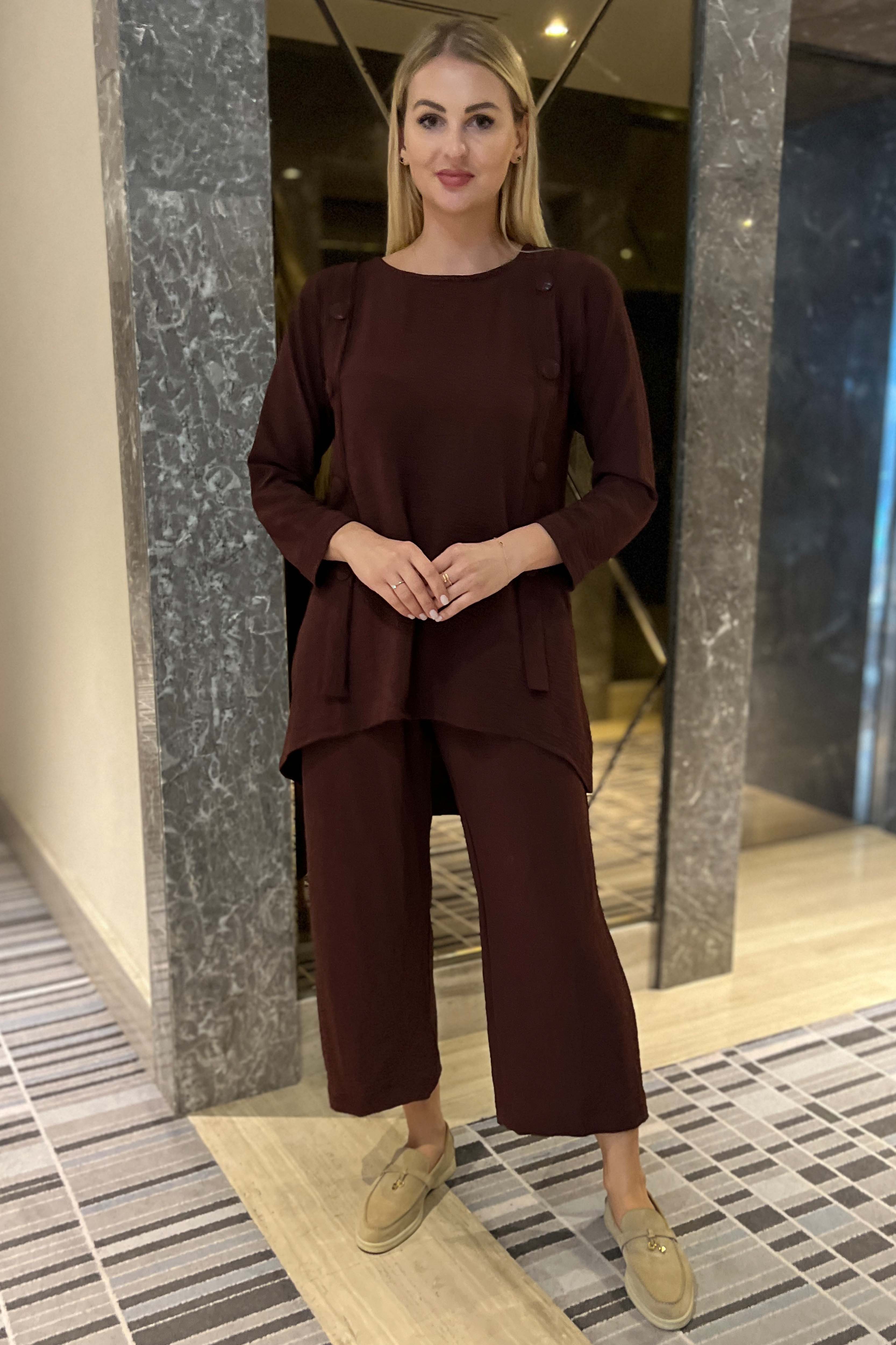 MOiSTREET Brown CEY Fabric Top And Pants Set