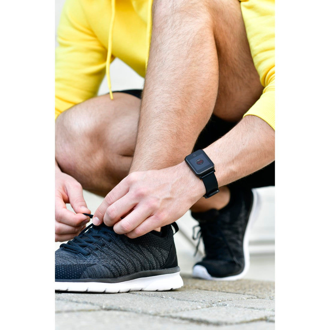 HAMA 178602 "Fit Track 5900" Fitness Tracker, Pulse Meter, Waterproof, Integrated GPS