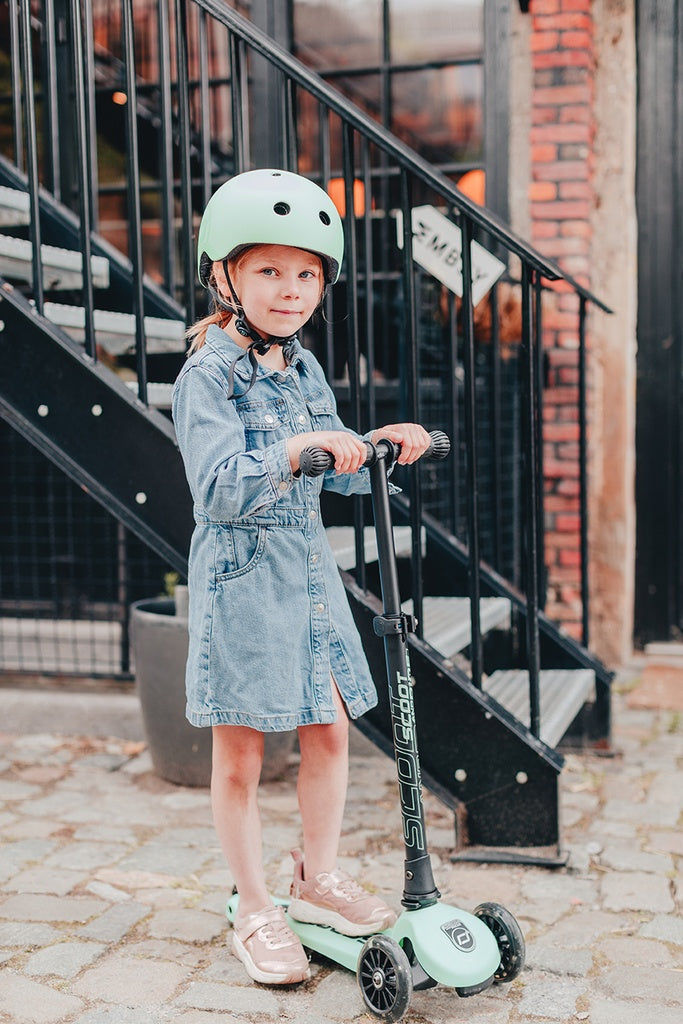 Scoot & Ride Highwaykick 3 LED - Kiwi