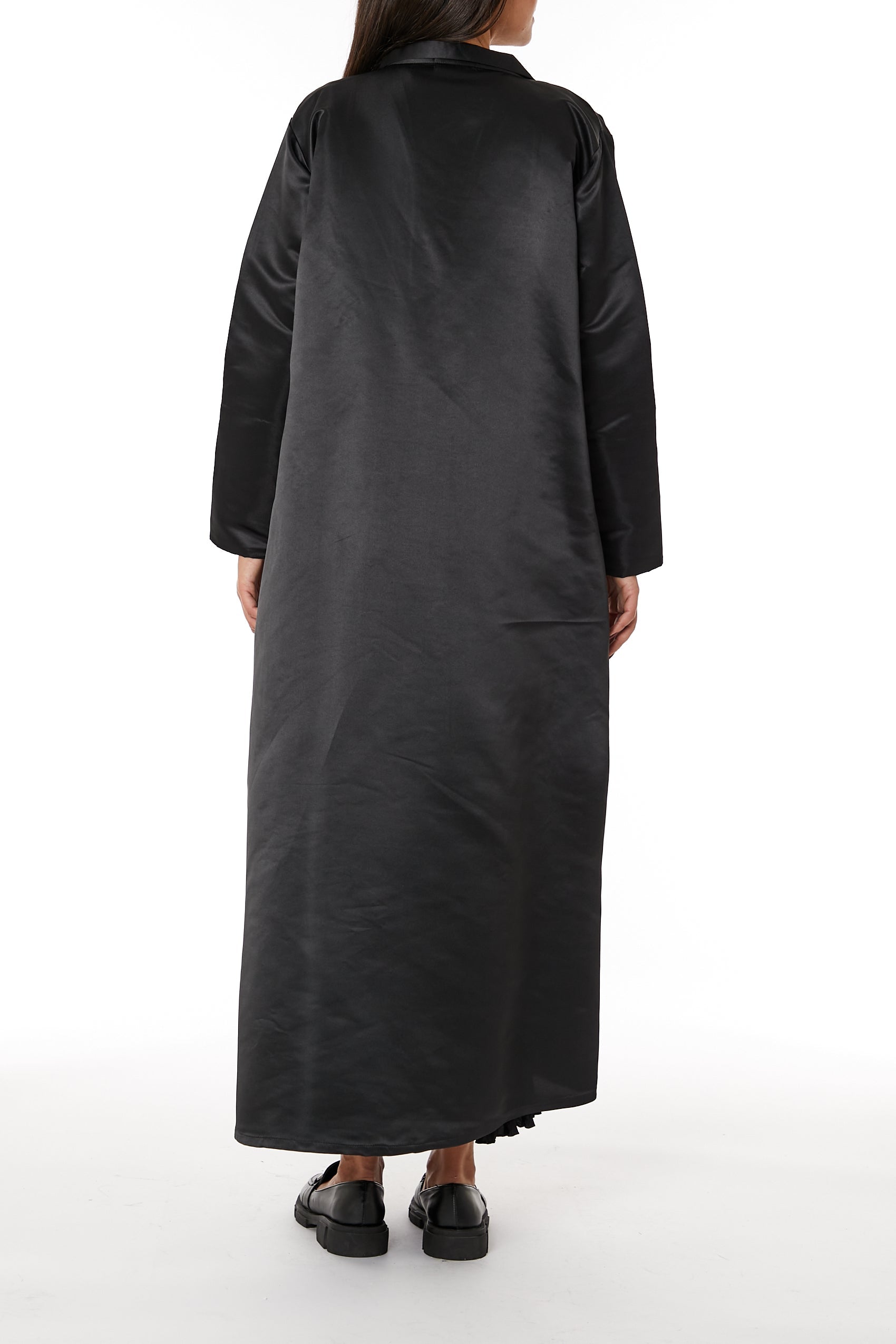 MOiSTREET Black Lapel Collar Bridal Satin Embroidered Abaya