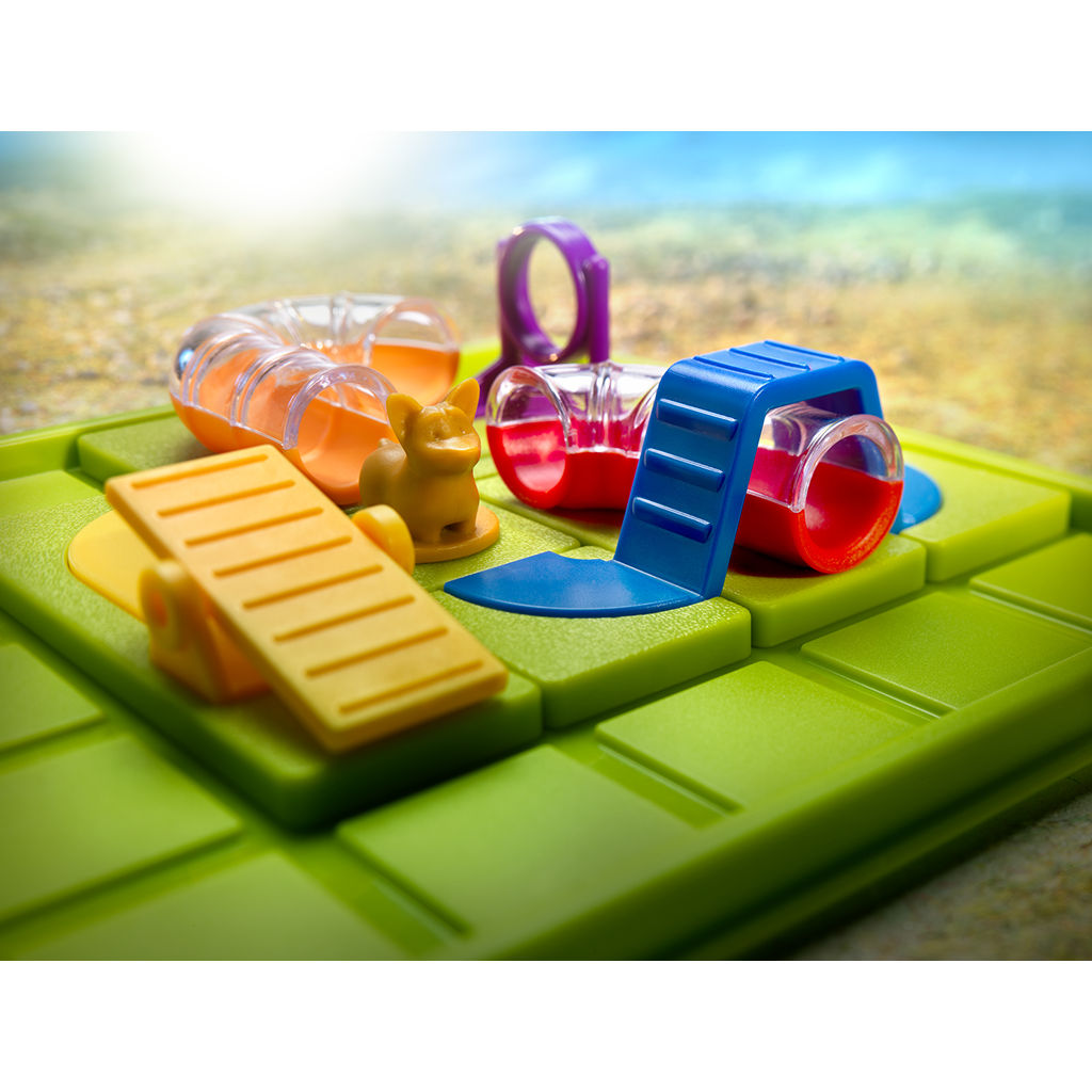 Smart Games Smart Dog — Compact Puzzle Game
