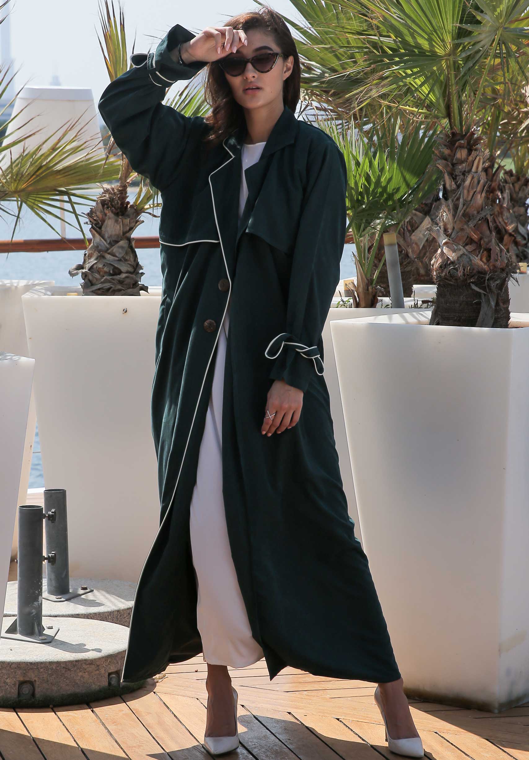 MOiSTREET Green Coat Style Casual Abaya