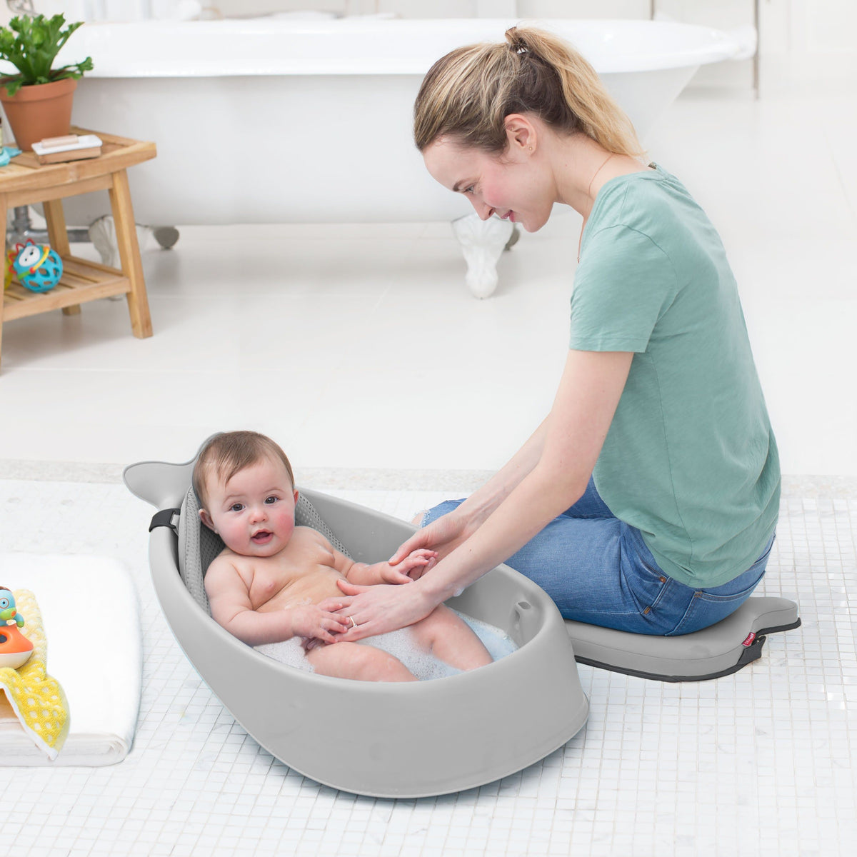 Skip Hop Moby Smart Sling 3-Stage Baby Bath Tub – Grey
