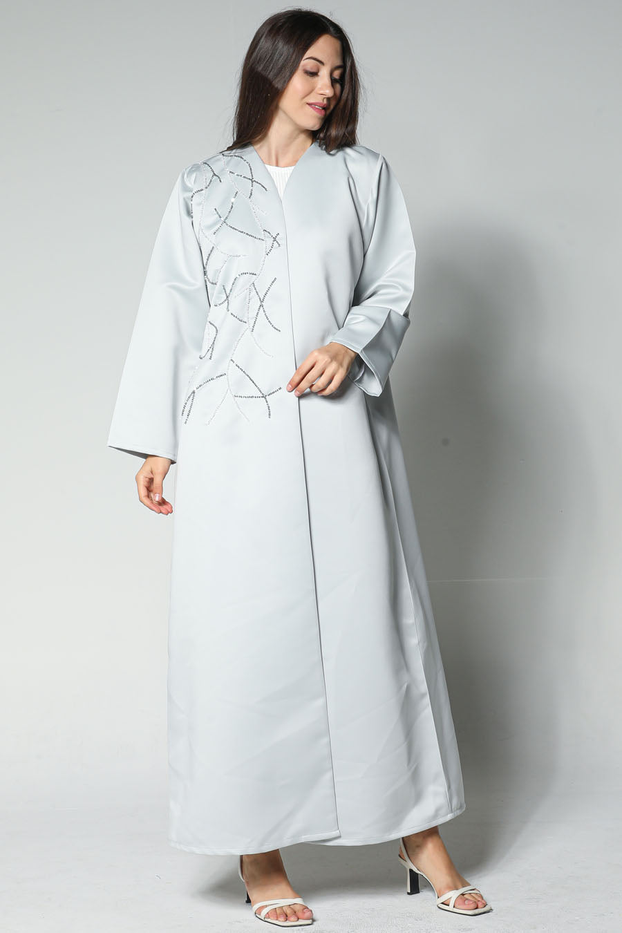 MOiSTREET Bridal Satin Grey Embroidery Abaya