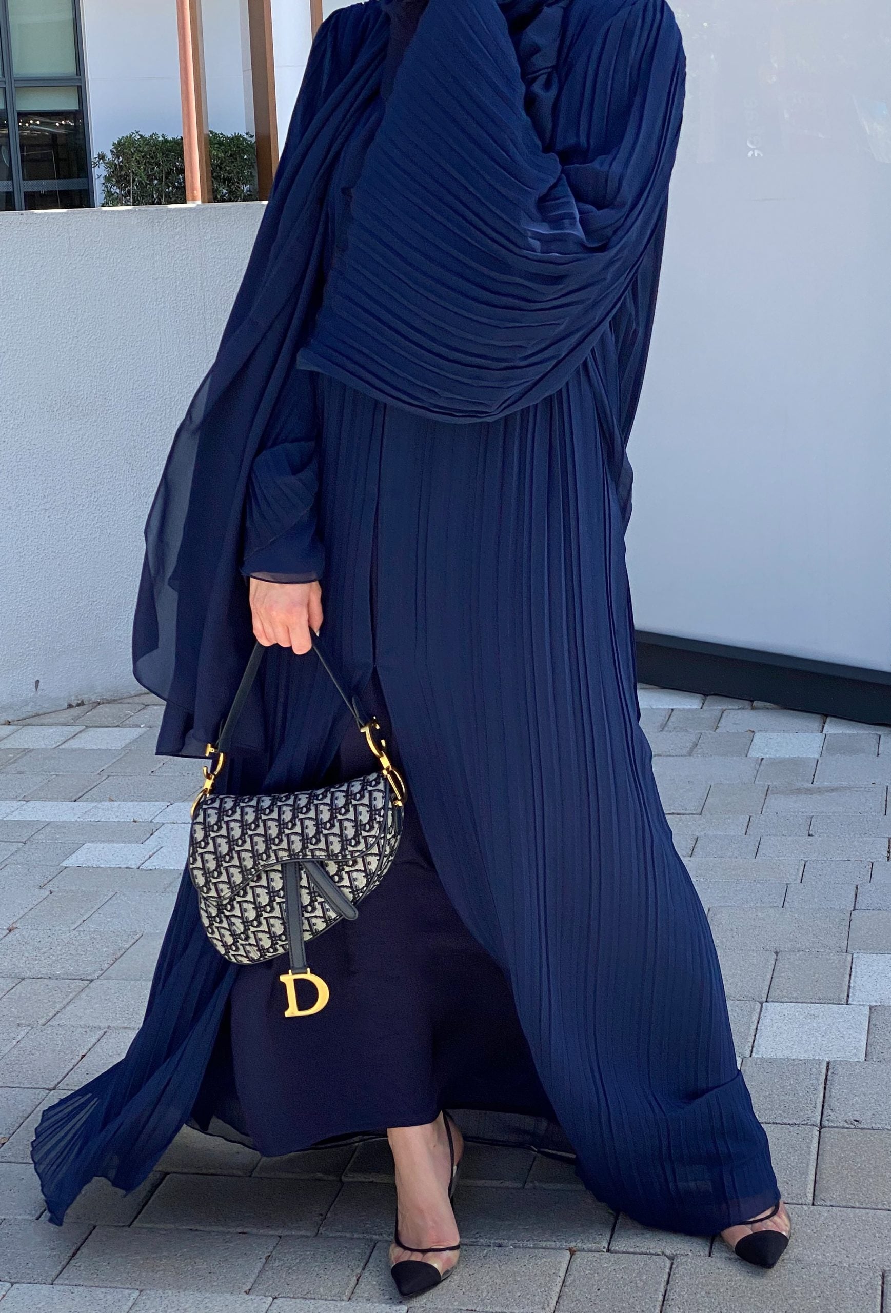 MOiSTREET Blue Pleated Chiffon Abaya