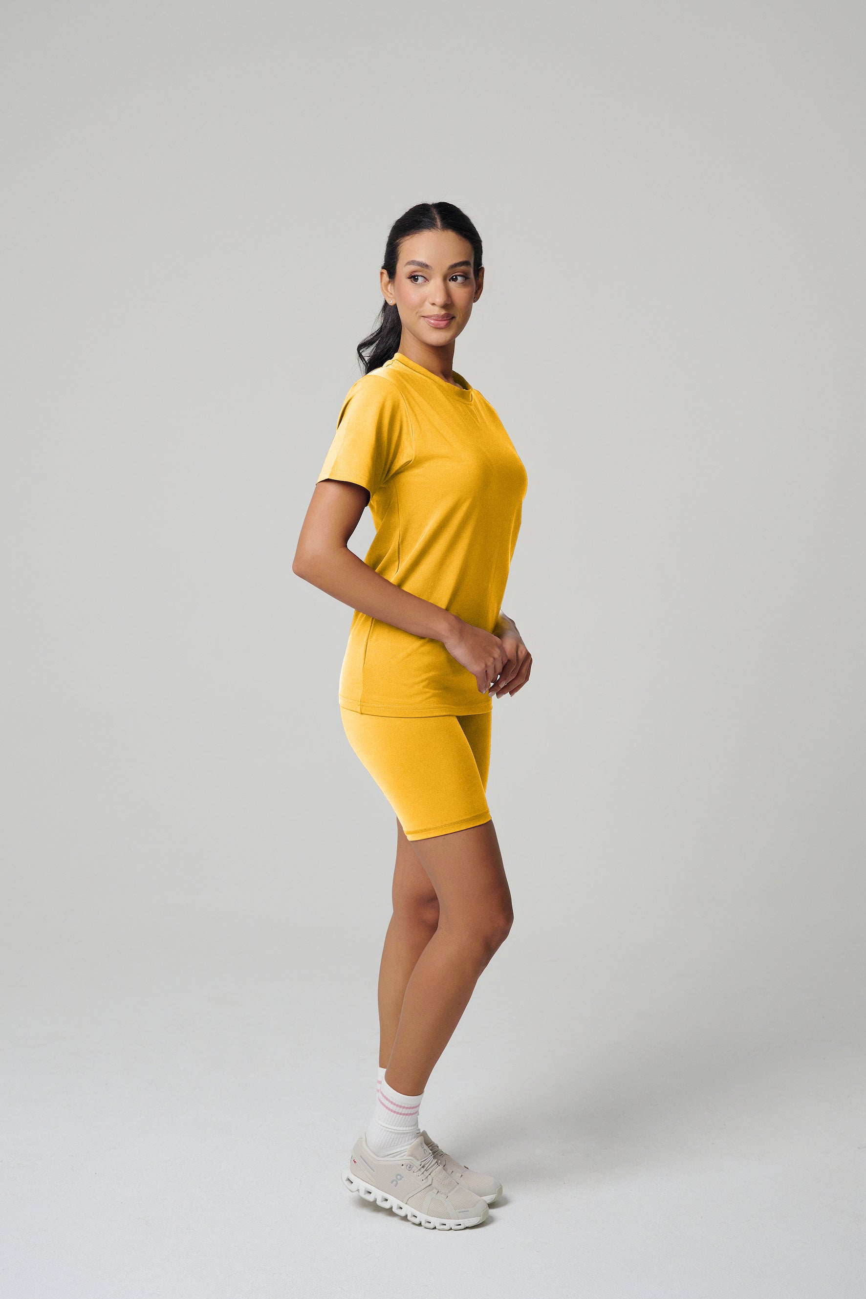 MULU Classic Women's T-shirt - Yellow