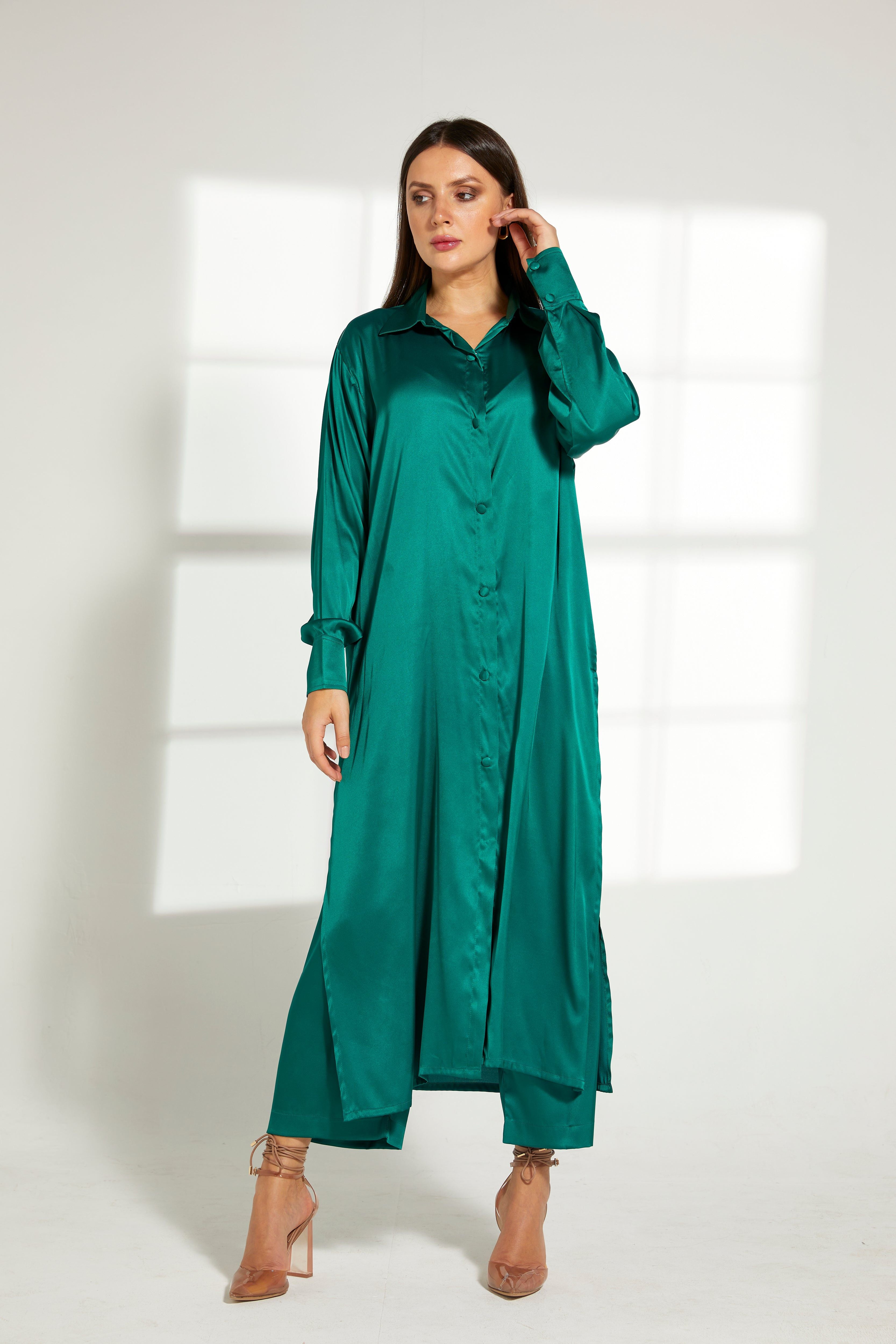 MOiSTREET Green Silk Fabric Top and Pants Set