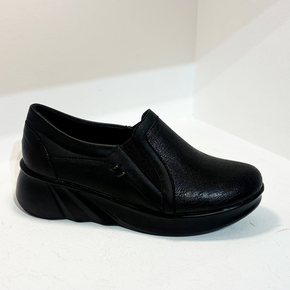 saman Women's Medical Shoes