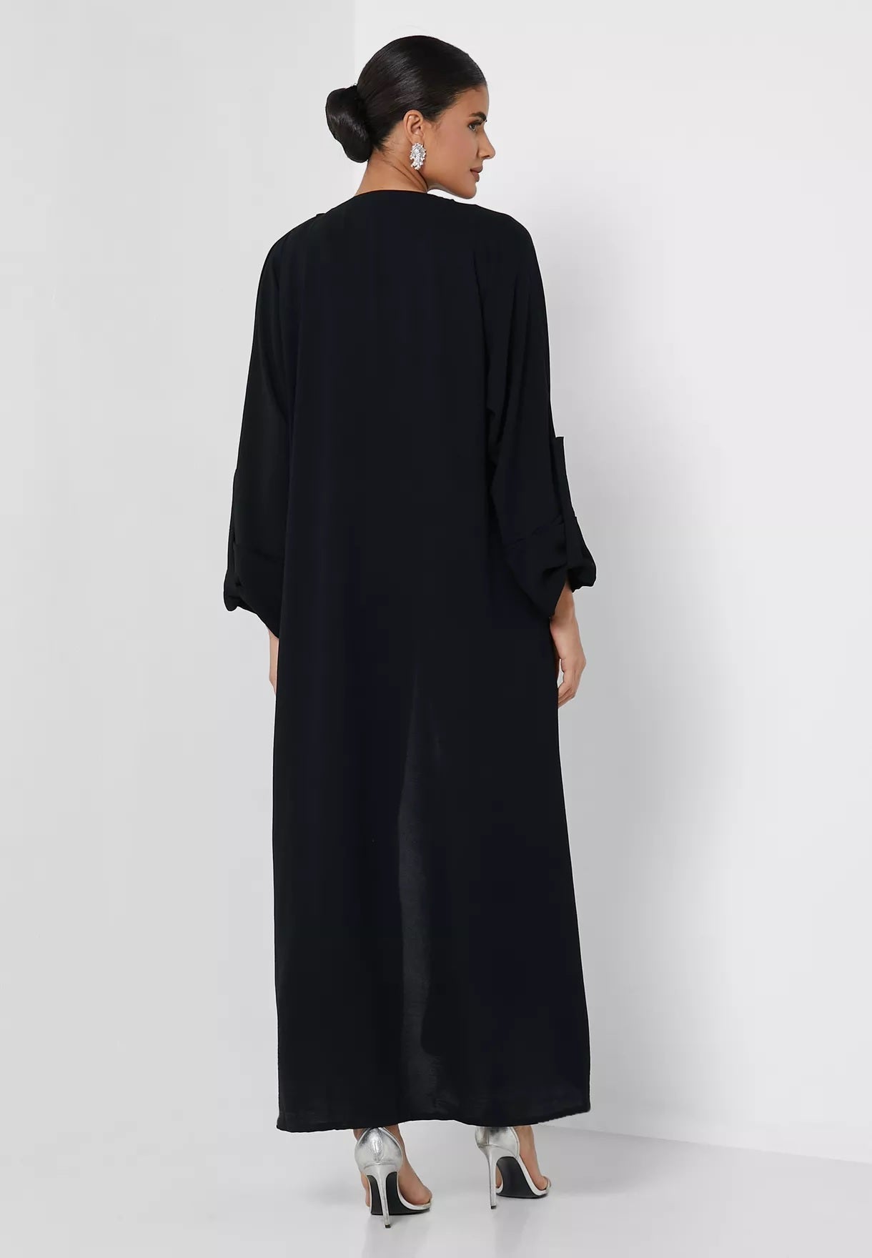 MOiSTREET Black Pocket Detail Abaya