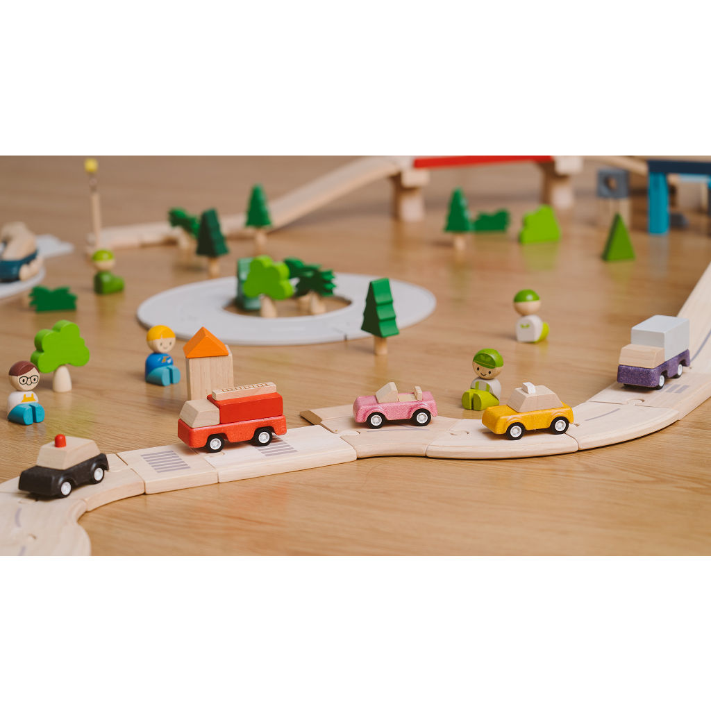 سلسلة المركبات «PlanWorld» من PlanToys