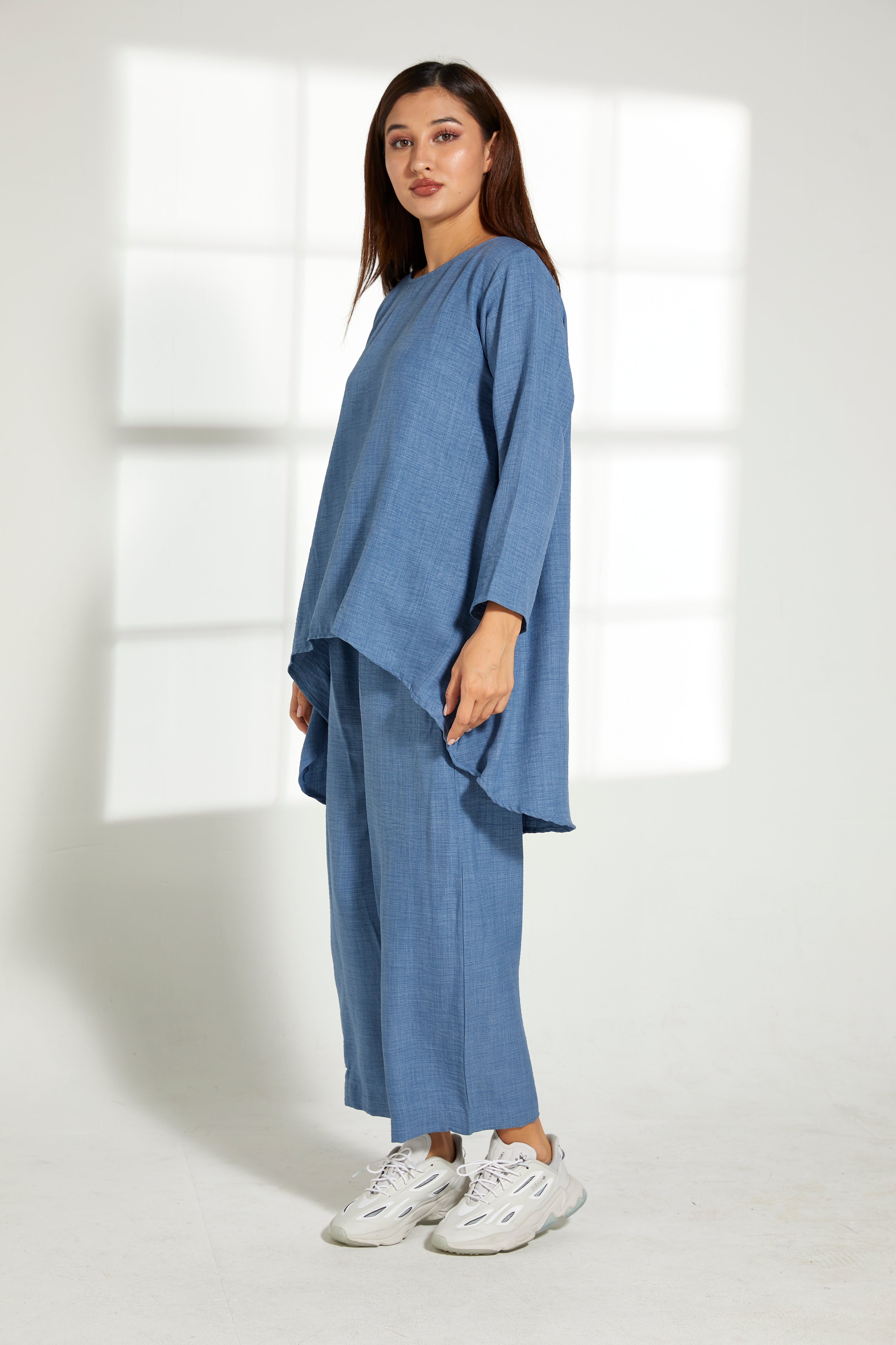 MOiSTREET Blue CEY Mélange Fabric Top And Pants Set