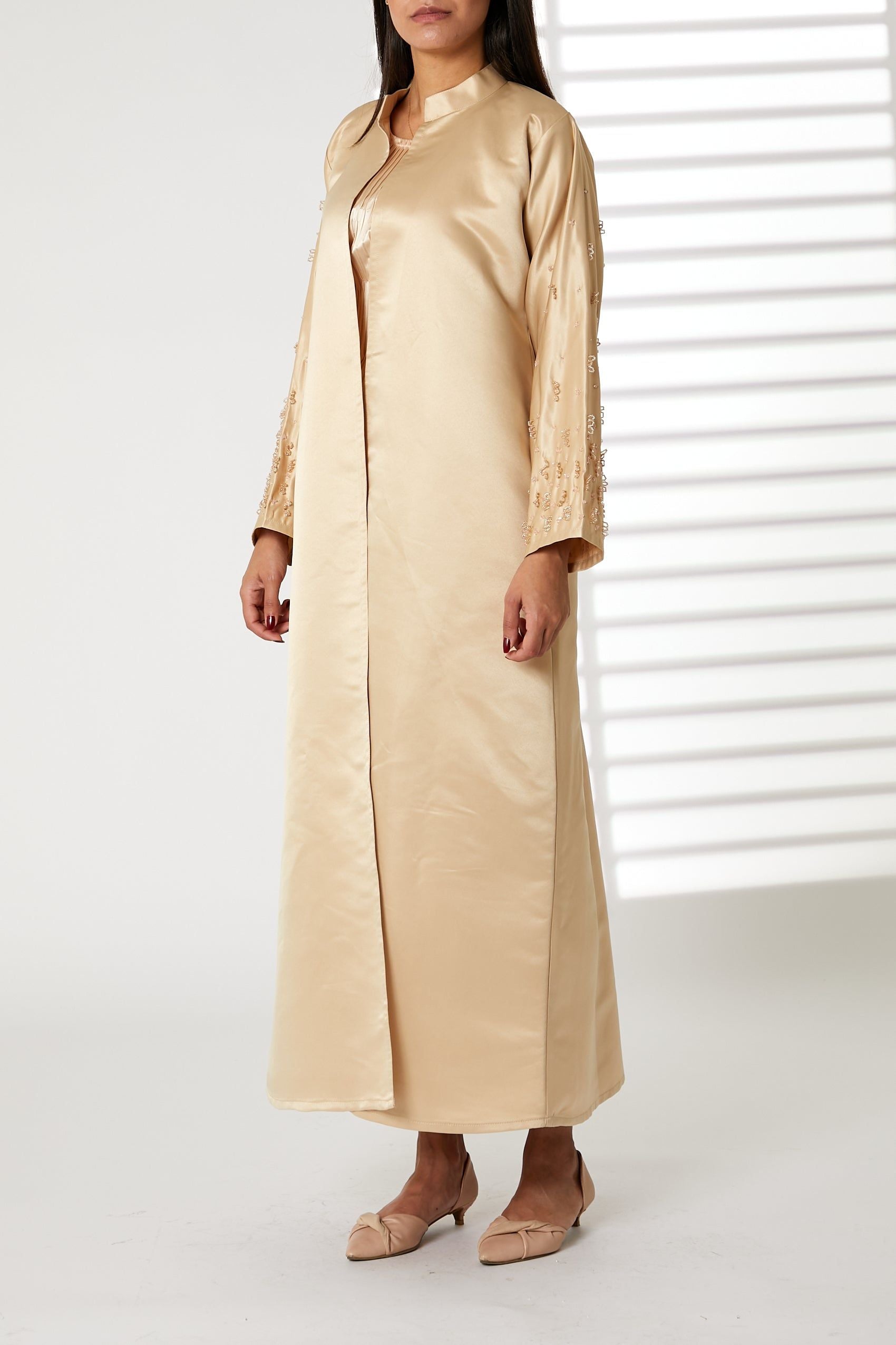 MOiSTREET Peach Bridal Satin Embroidered with Mandarin Collar