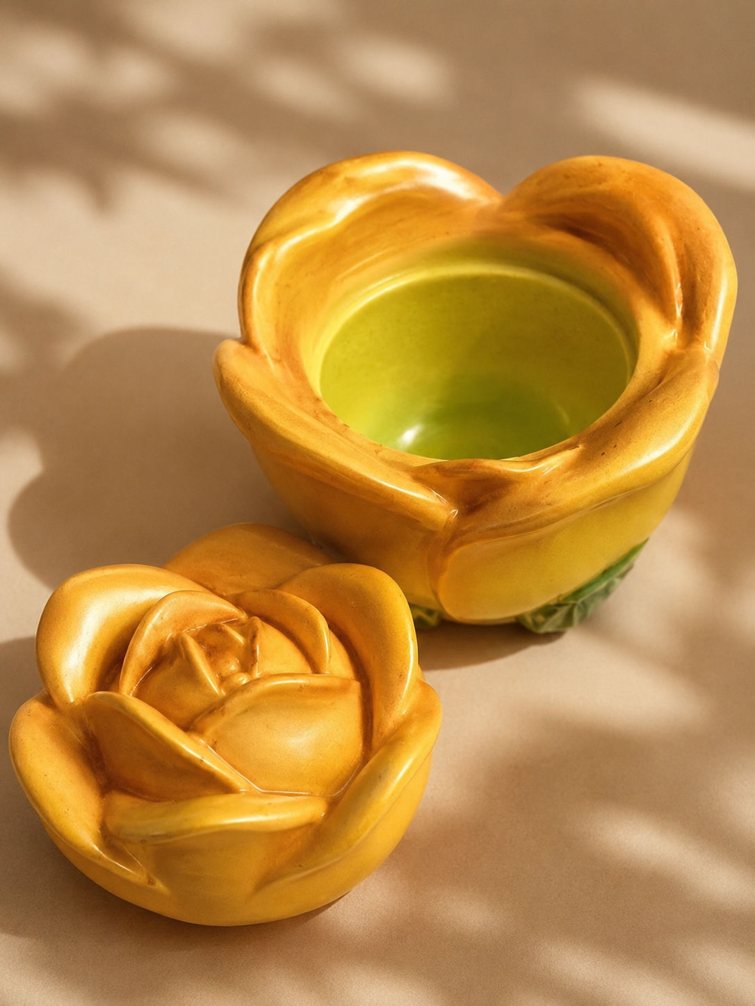 Antique Arch Rose-Shaped Multi-Purpose Jar – Unbreakable