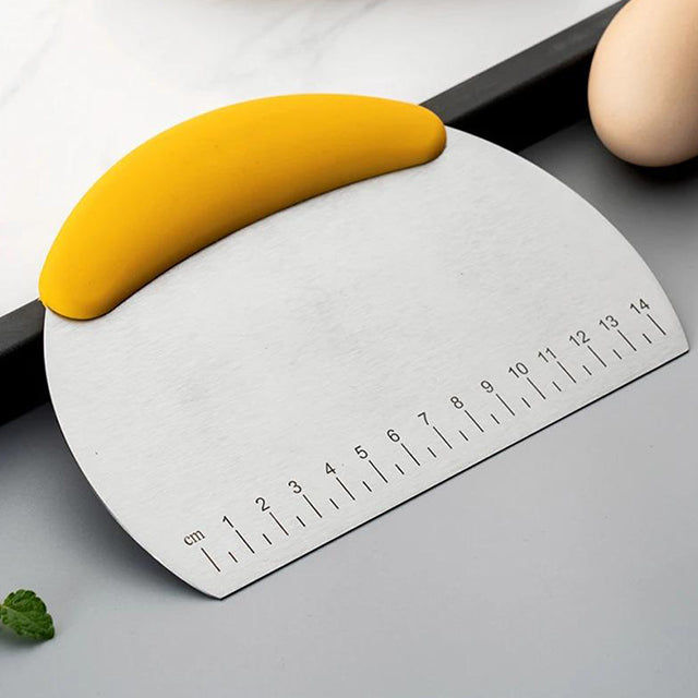 Household Stainless Steel Semi-Round Baking Knife with Scale - Precision Cutter for Cakes, Pastries, and More