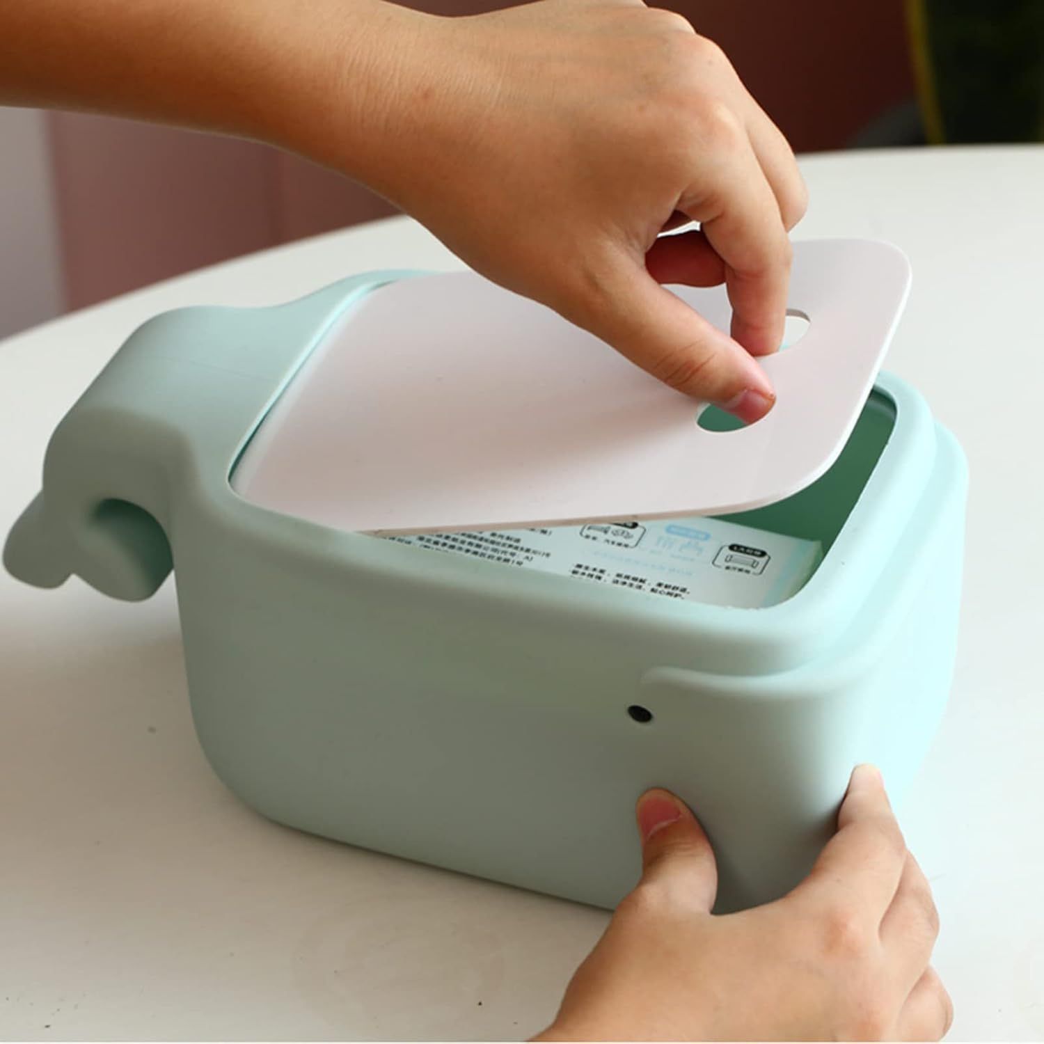 Silicone Whale Tissue Box Tablet Phone Stand Tissue Dispenser Holder Napkin Organizer