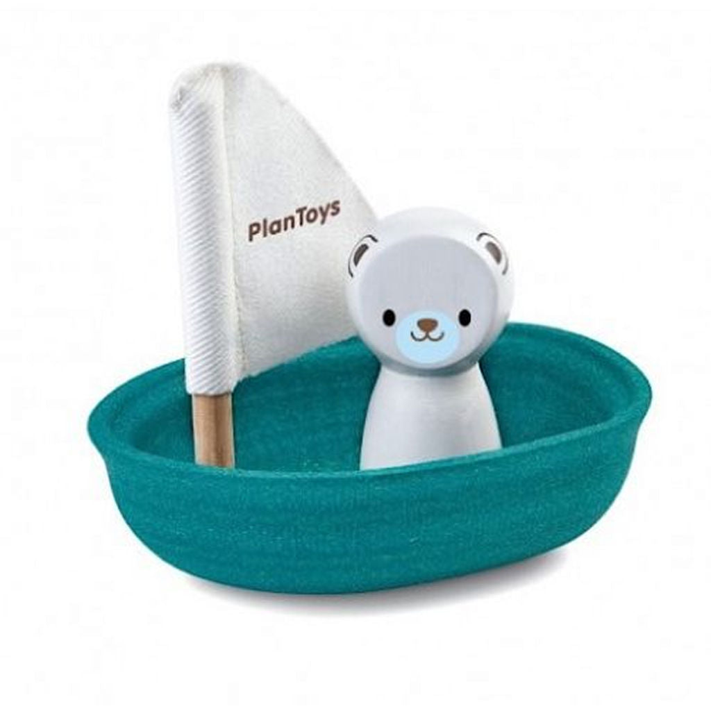 قارب شراعي من PlanToys — الدب القطبي | لعبة حمام خشبية