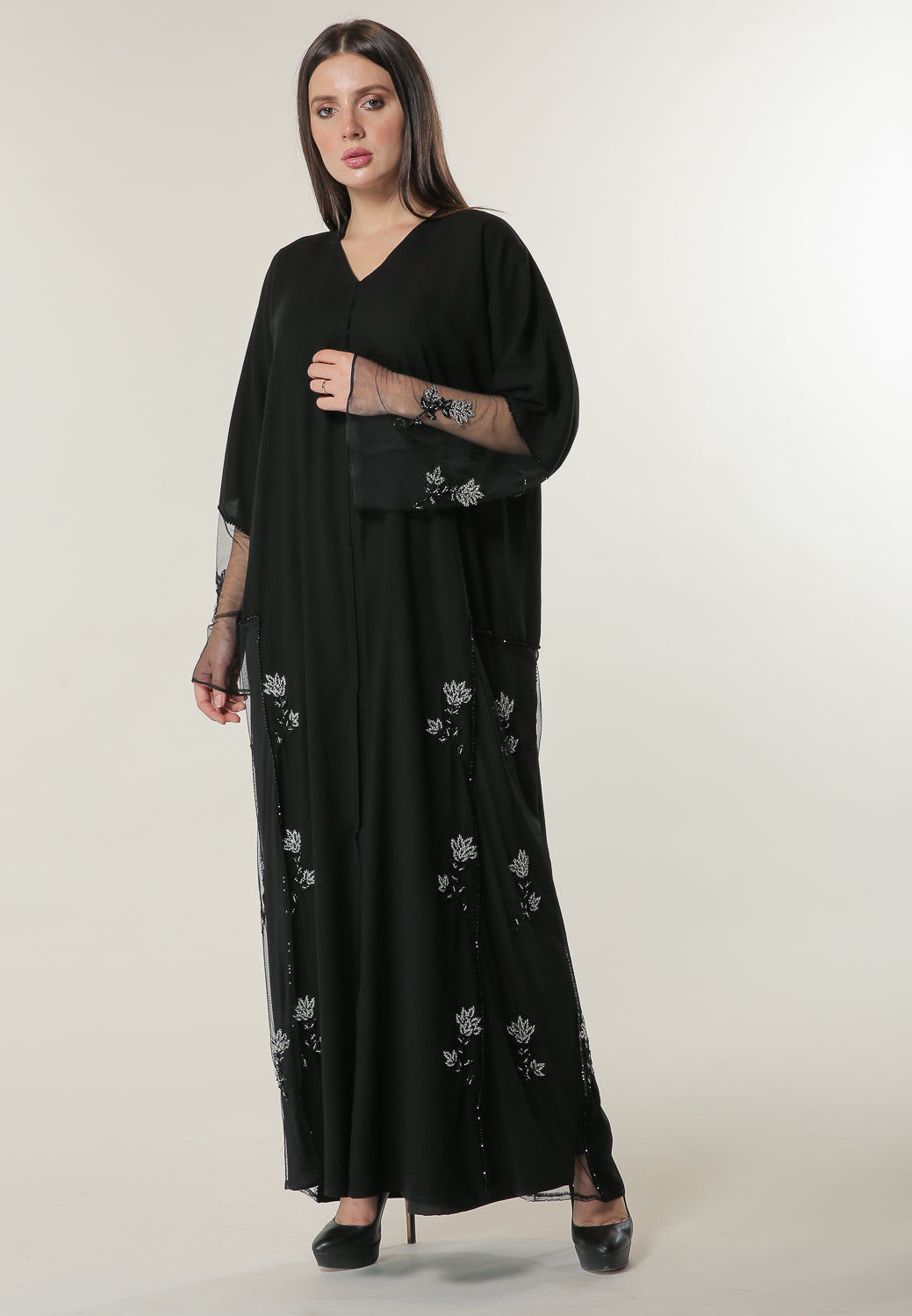 MOiSTREET  Hand Embroidered Motifs Abaya