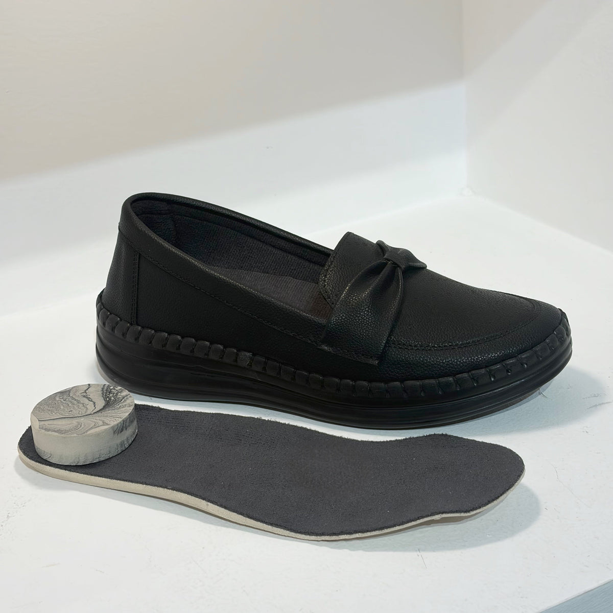 Arghavan Women's Medical Shoes