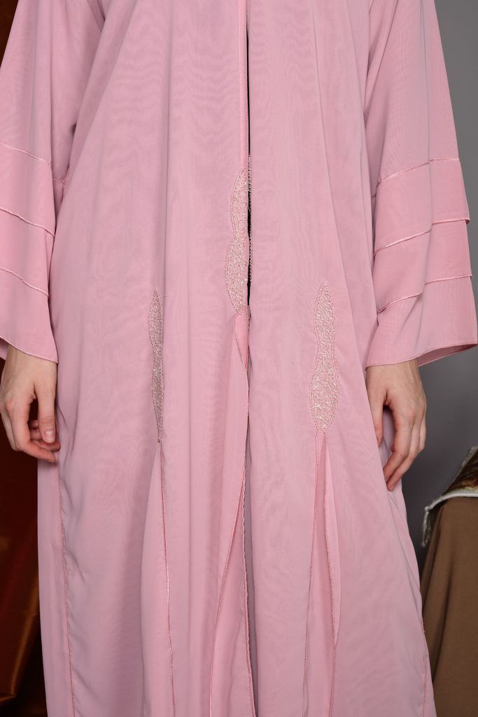 MOiSTREET Pink Flared Embroidery Abaya