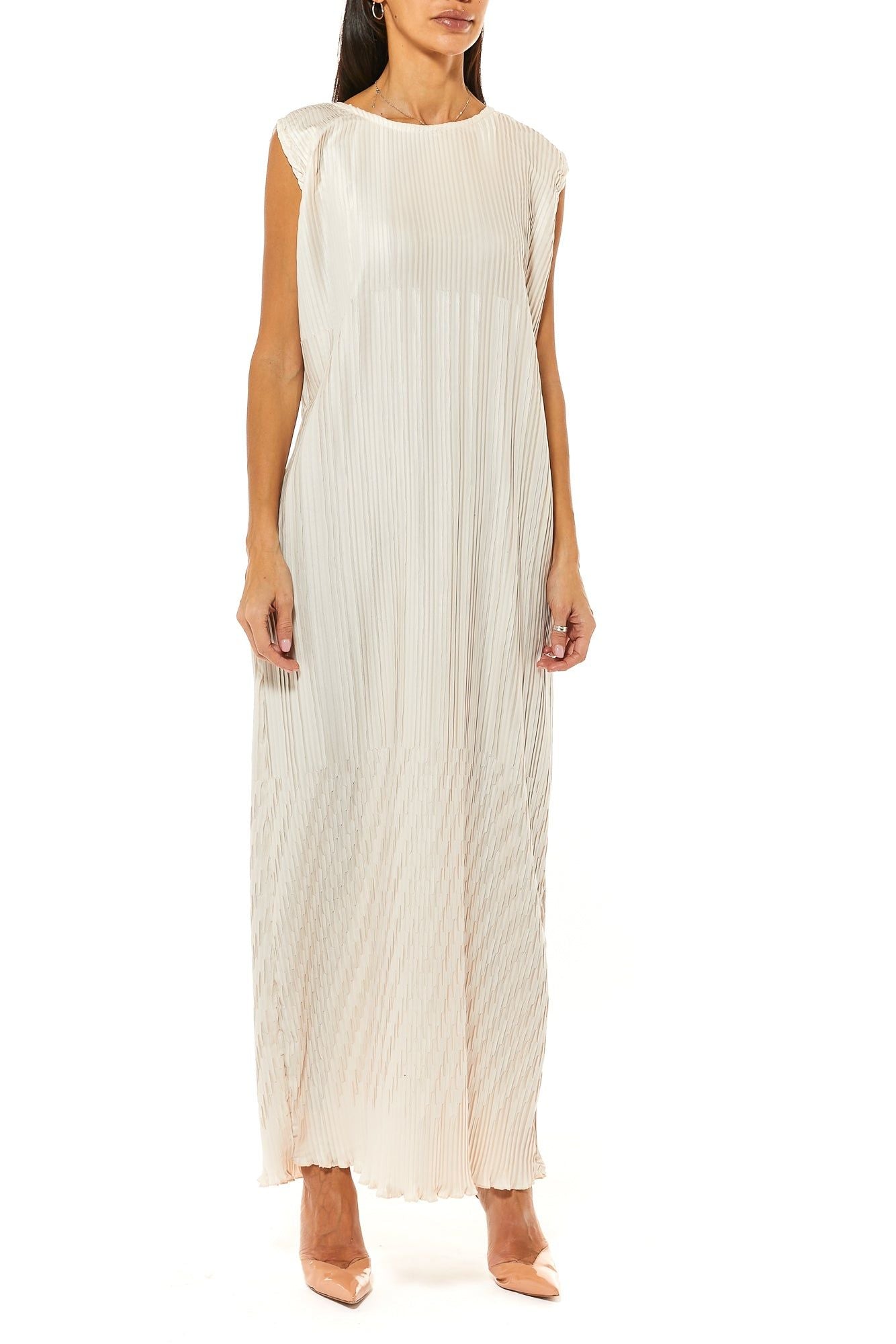 MOiSTREET Cream Pleated Under Dress